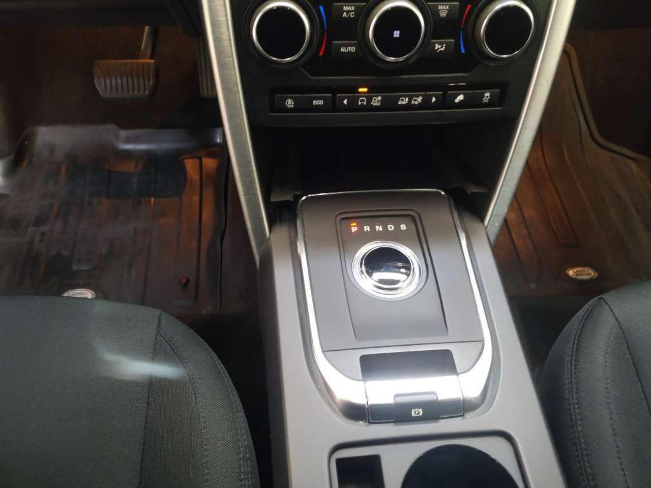 Land Rover Land Rover Discovery usata, con gancio traino