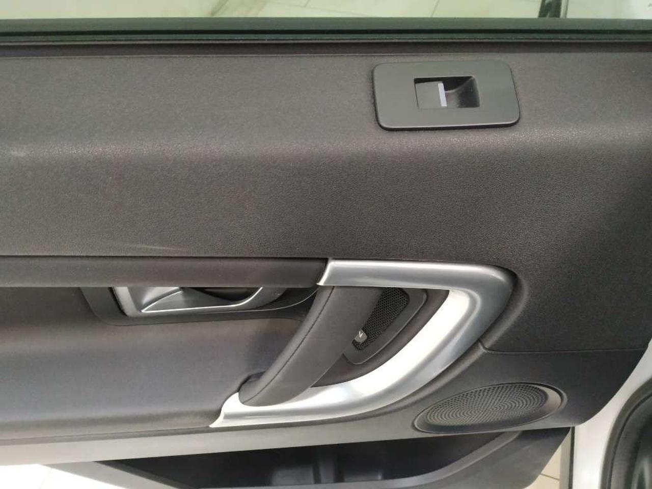 Land Rover Land Rover Discovery usata, con servo sterzo