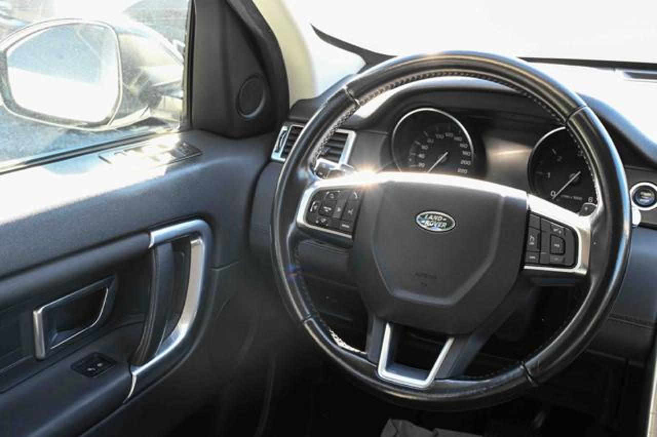 Land Rover Land Rover Discovery usata, con park distance control