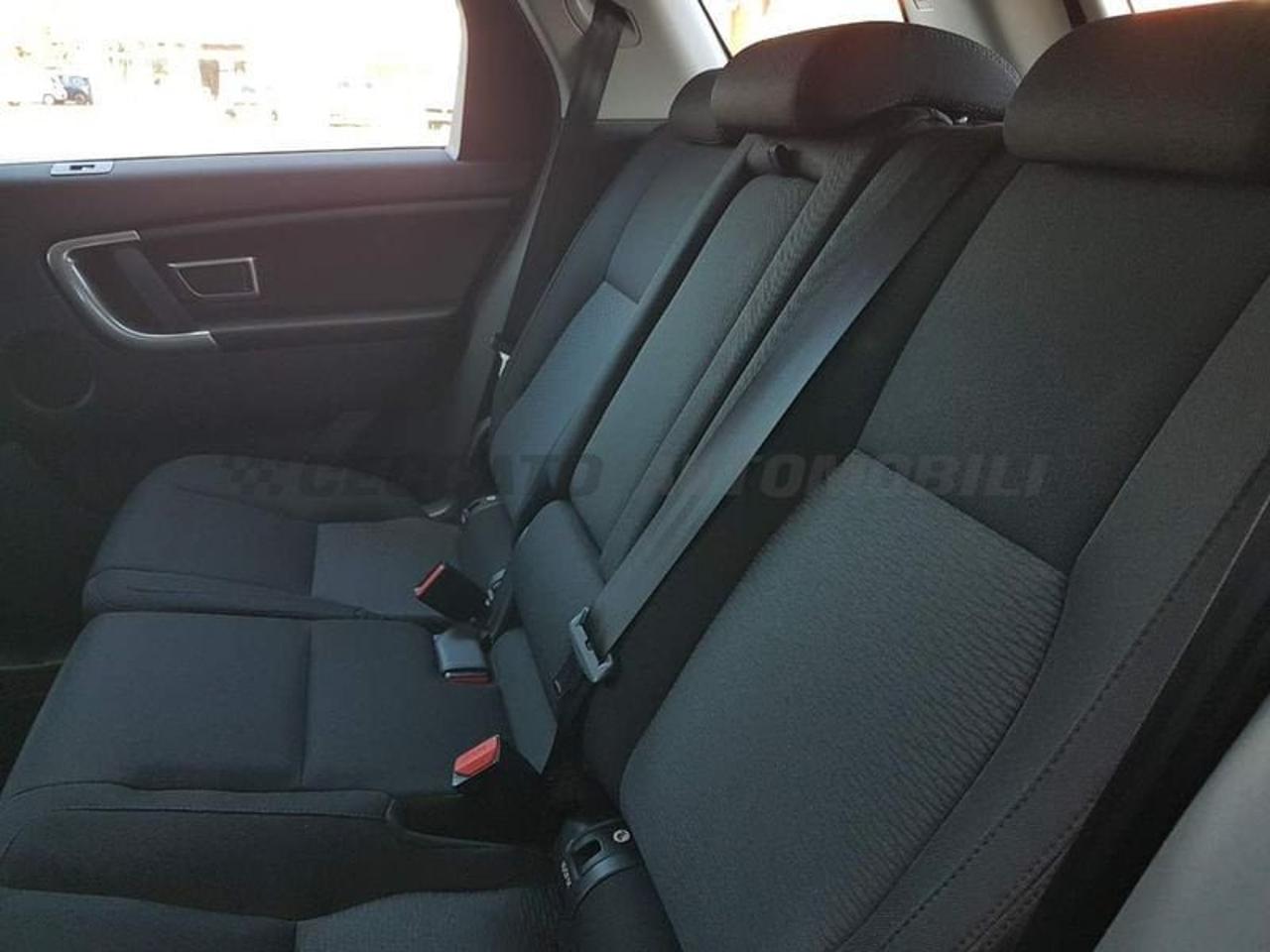 Land Rover Land Rover Discovery usata, con controllo automatico trazione