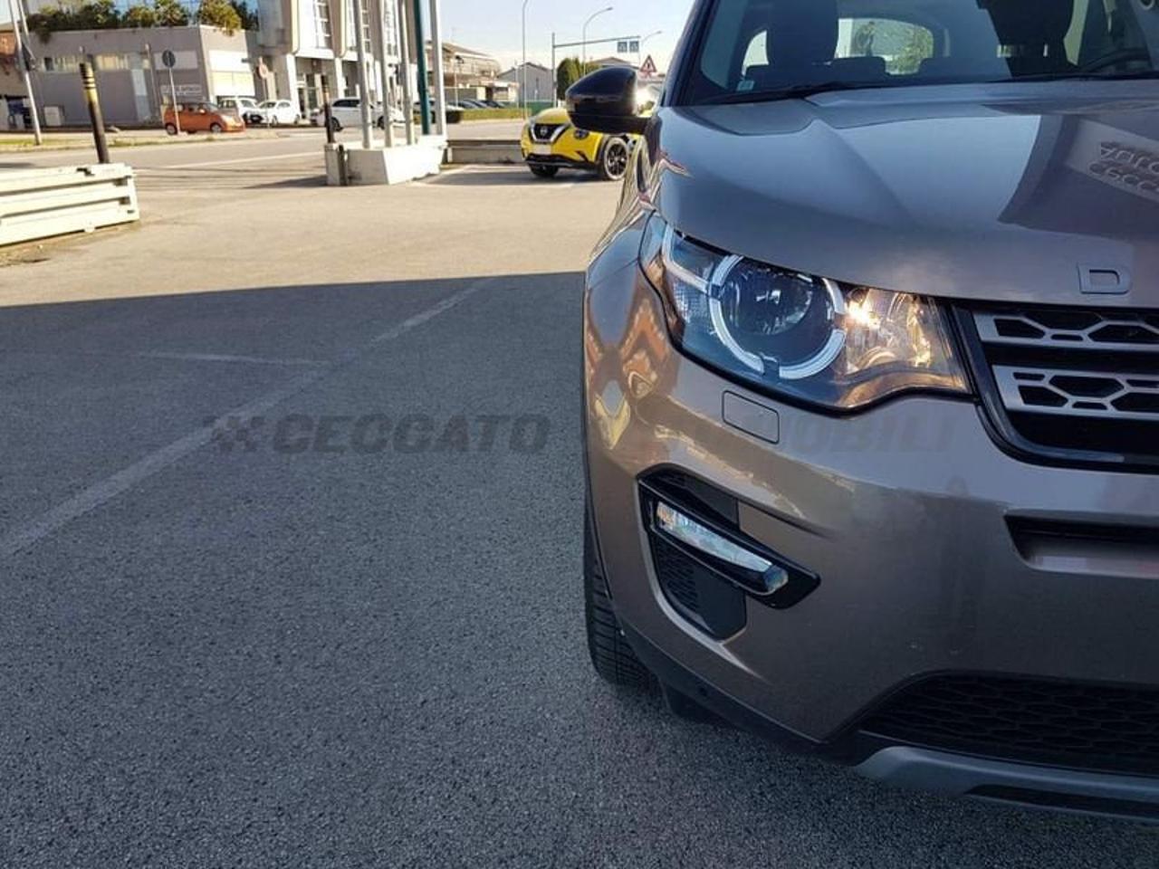 Land Rover Land Rover Discovery usata, con park distance control