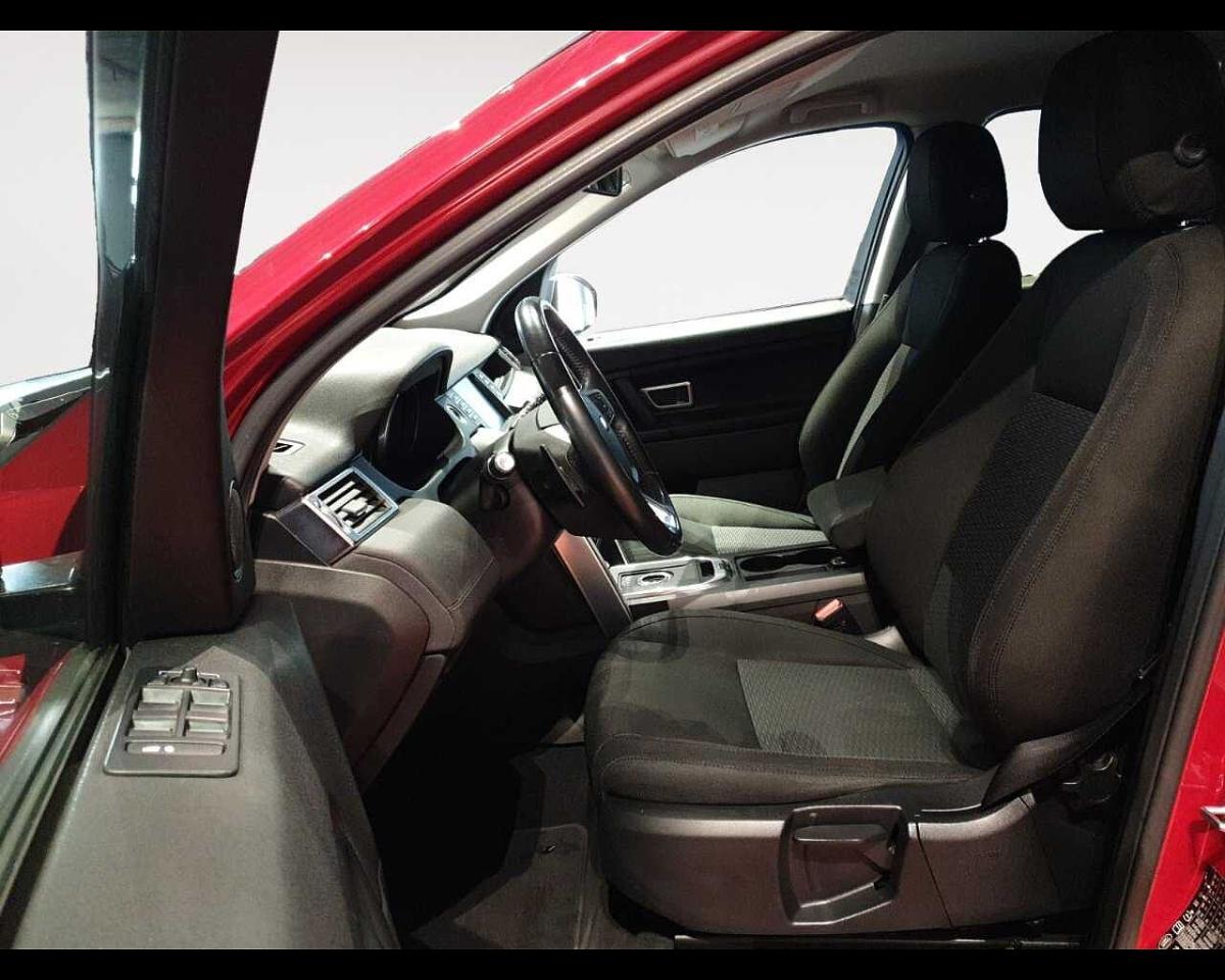 Land Rover Land Rover Discovery usata, con 4 cilindri