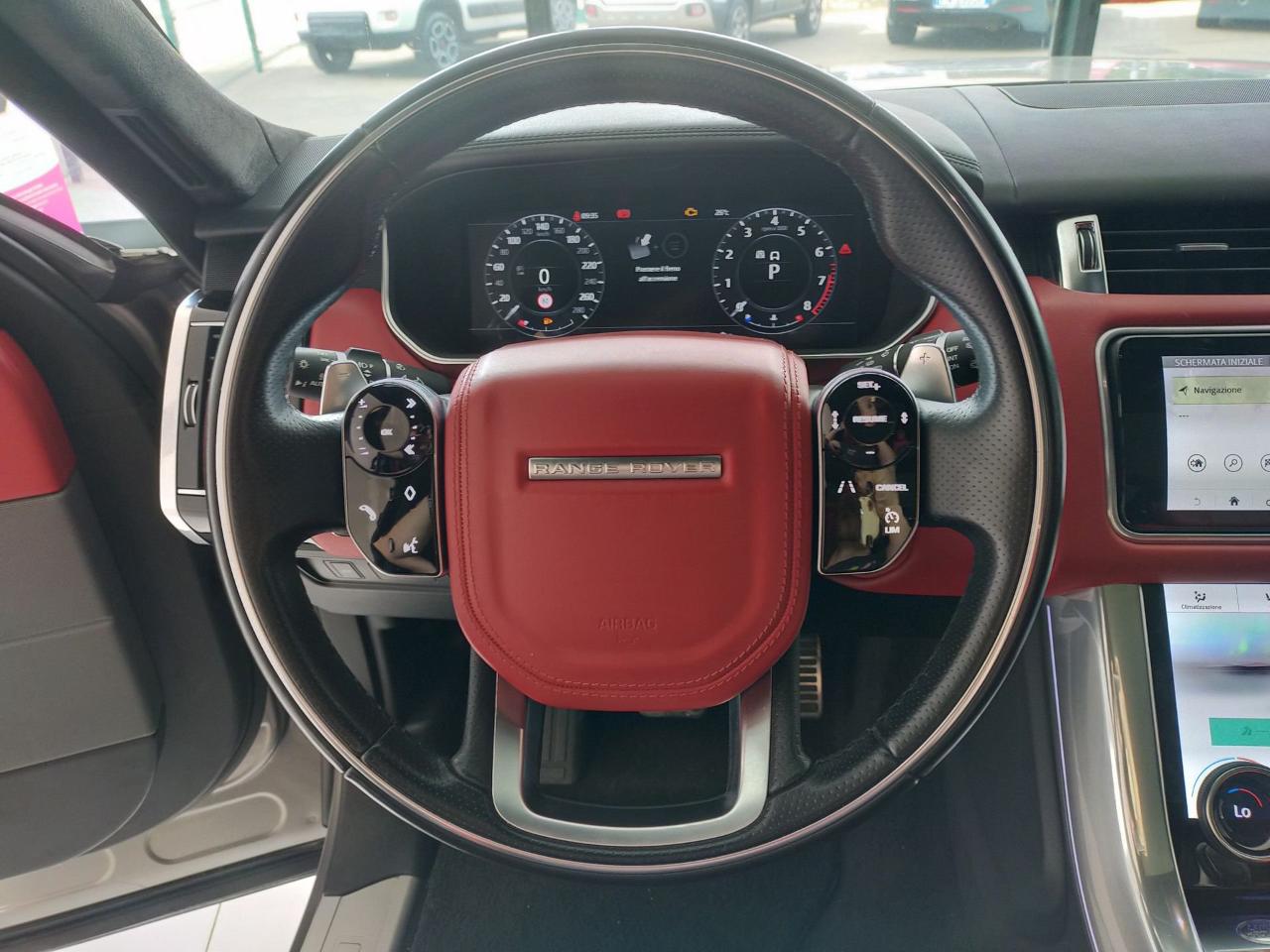 Land Rover Land Rover Range Rover usata, con cerchi in lega