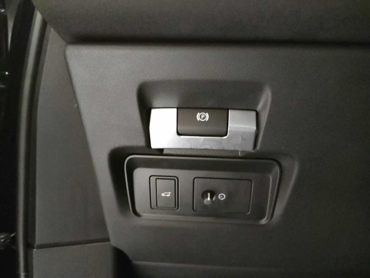 Land Rover Land Rover Range Rover Evoque usata, con bracciolo porta oggetti