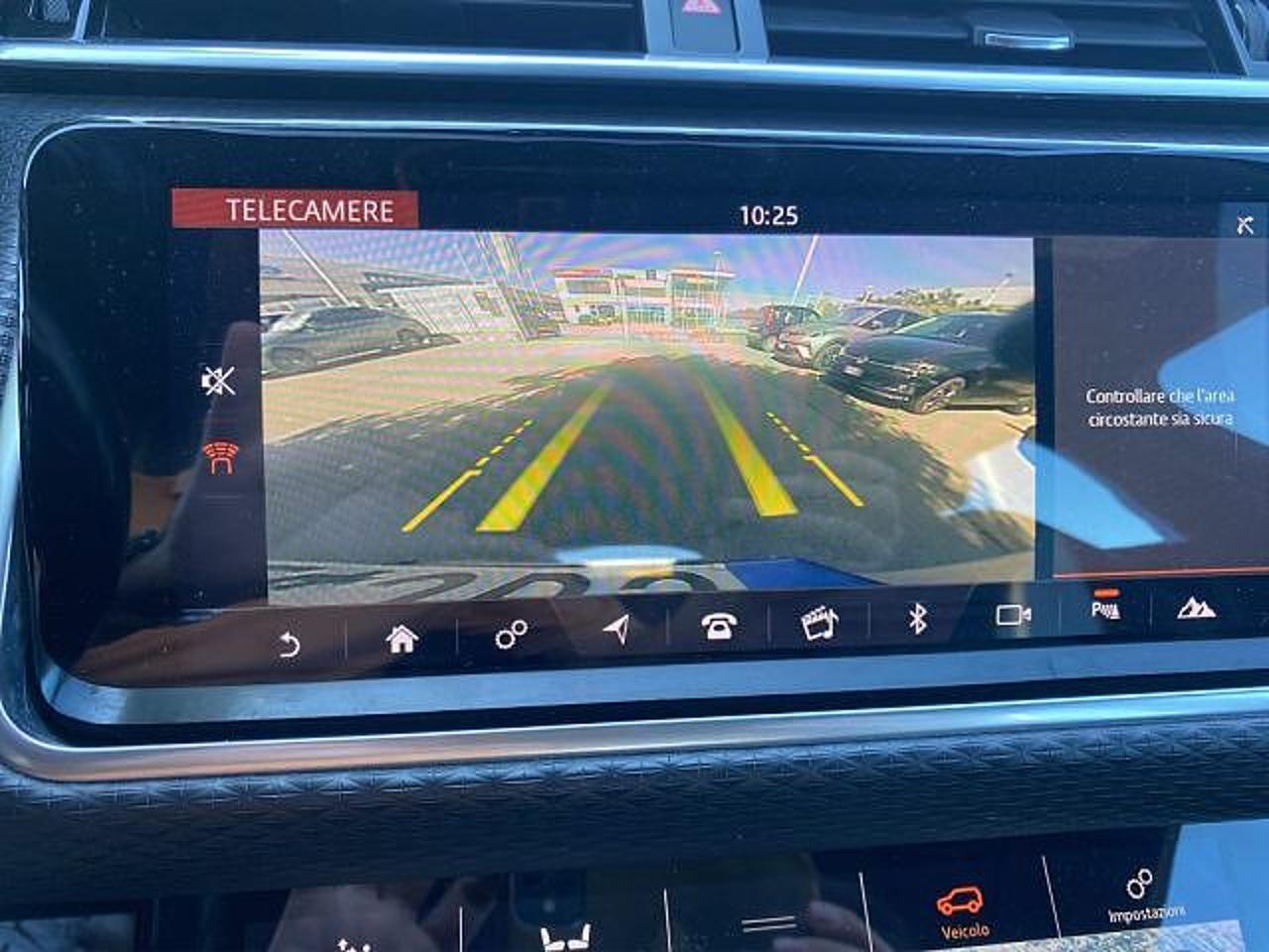 Land Rover Land Rover Range Rover Velar usata, con sistema di navigazione