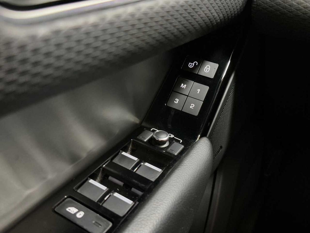 Land Rover Land Rover Range Rover Velar usata, con controllo di trazione