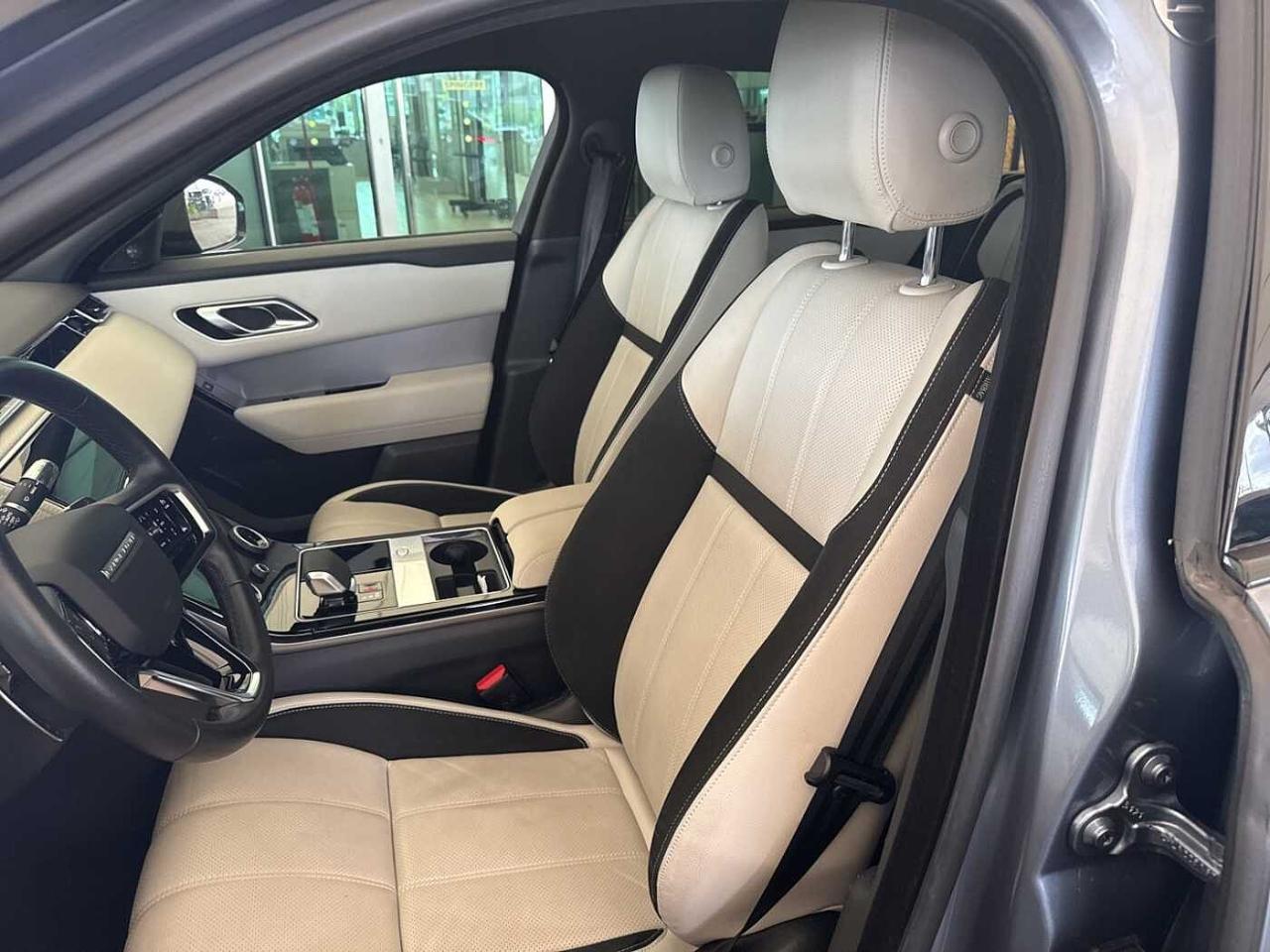 Land Rover Land Rover Range Rover Velar usata, con 5 sedili