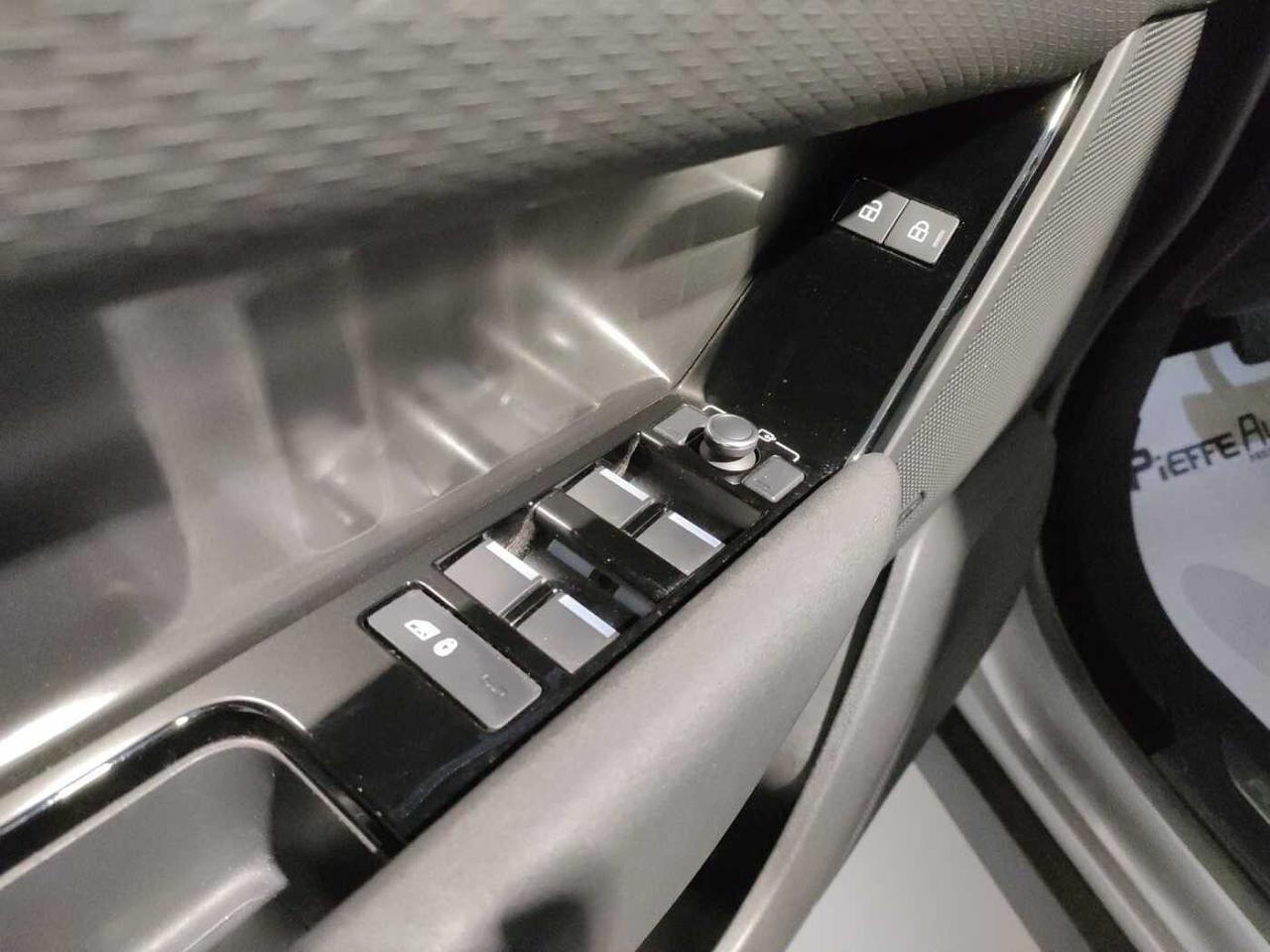 Land Rover Land Rover Range Rover Velar usata 19