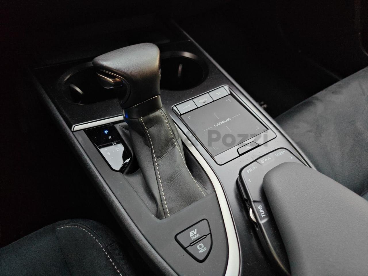 Lexus Lexus UX usata 8