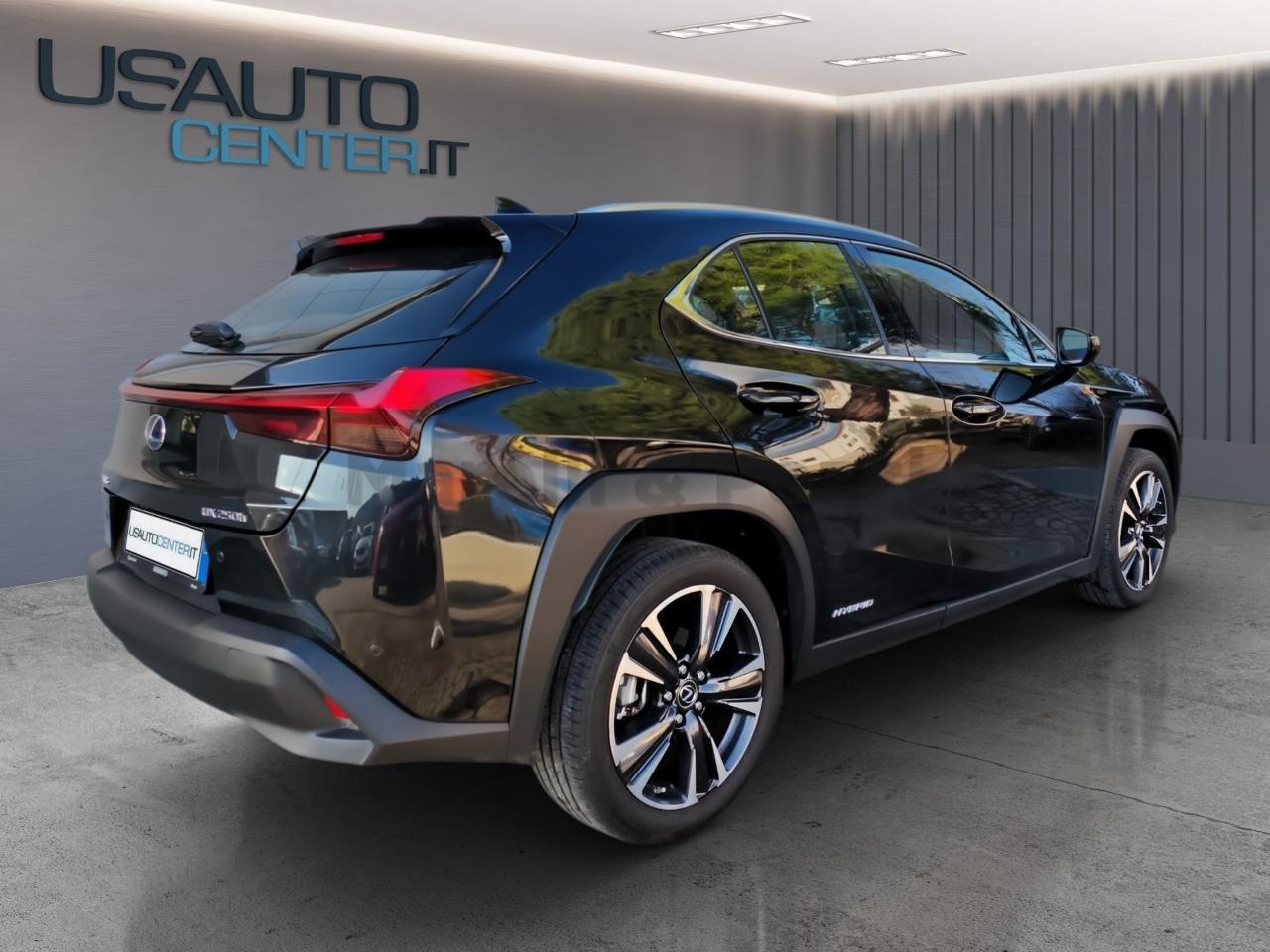 Lexus Lexus UX usata 18