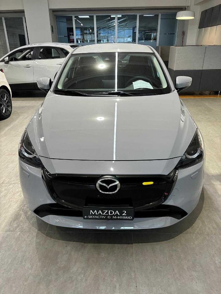 Mazda Mazda 2 usata, con vetri elettrici
