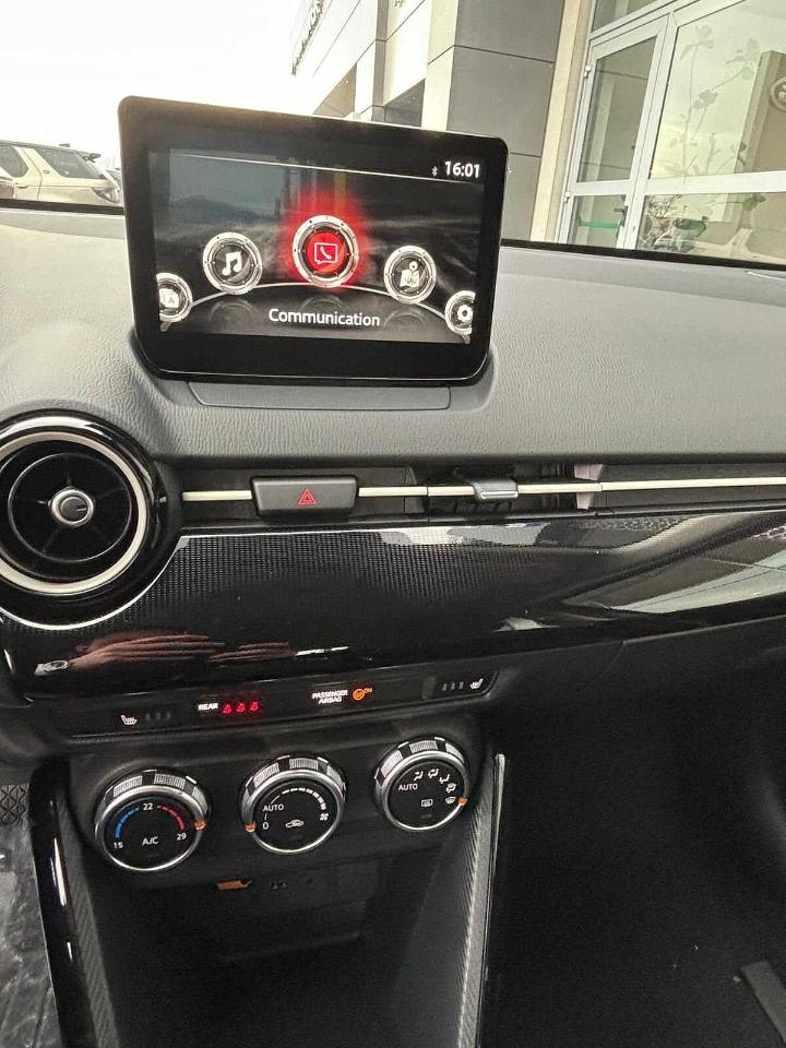 Mazda Mazda 2 usata, con isofix