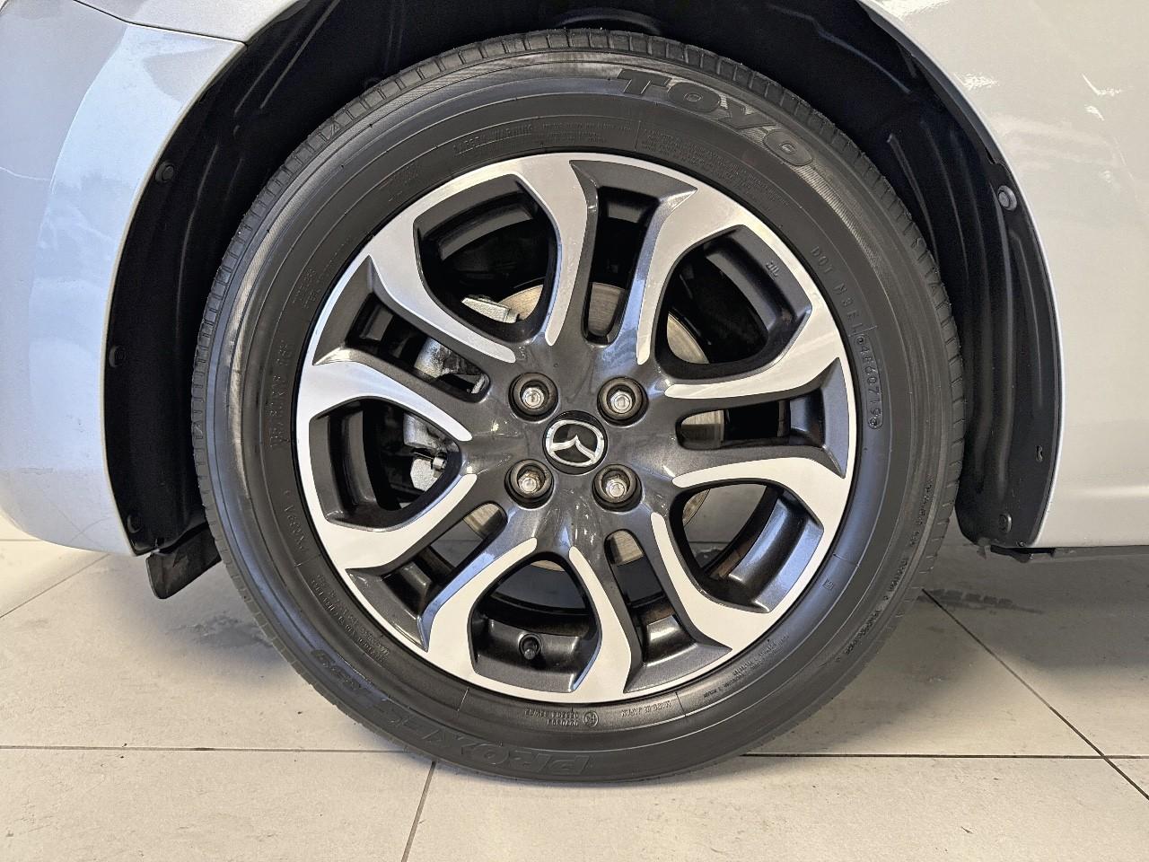 Mazda Mazda 2 usata, con Isofix