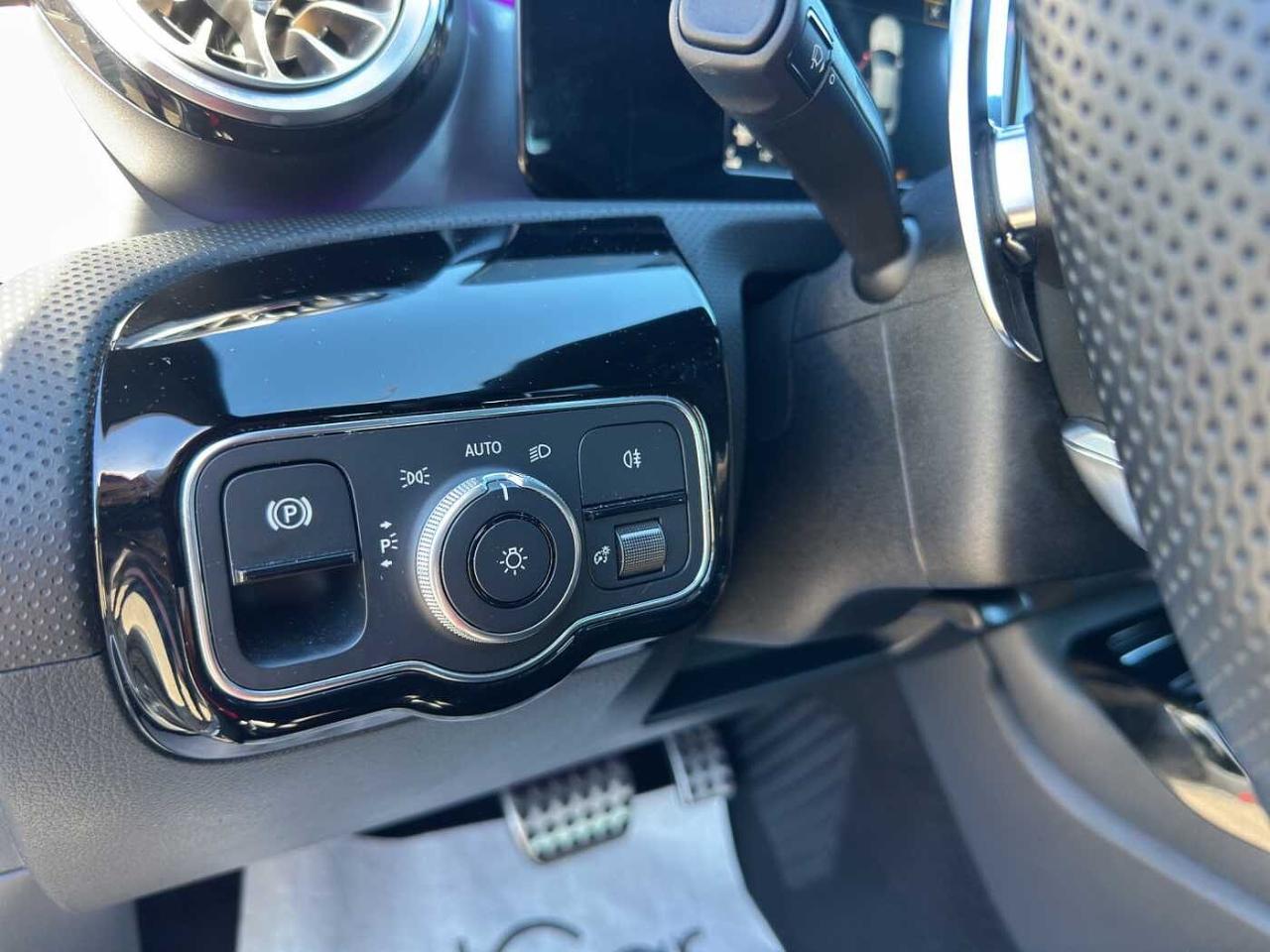 Mercedes Mercedes CLA usata 10