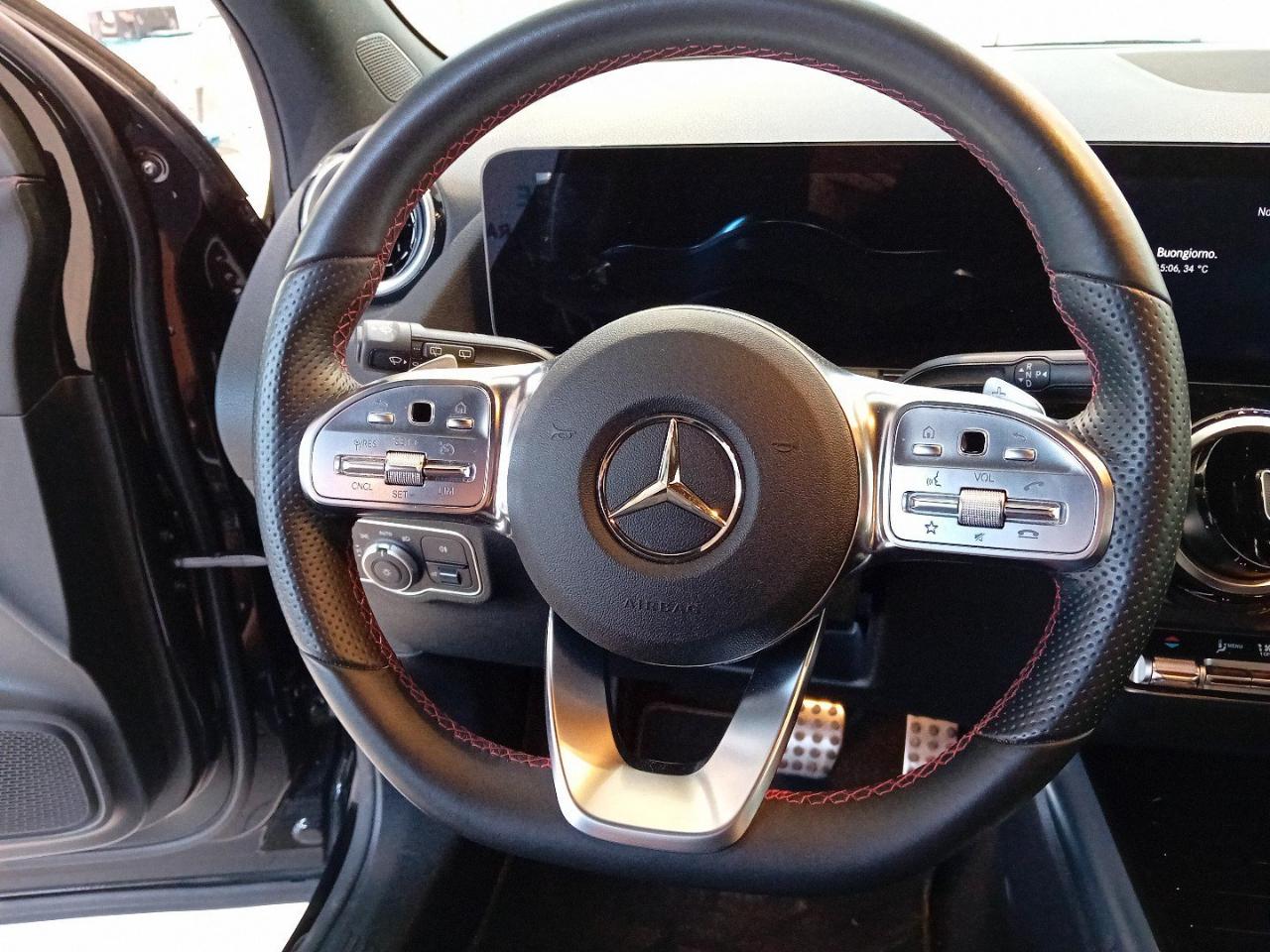 Mercedes Mercedes GLA usata, con alzacristalli elettrici