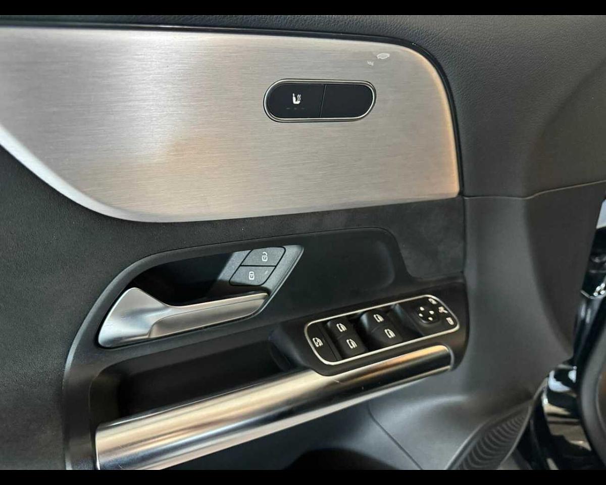 Mercedes Mercedes GLA usata, con 8 marce