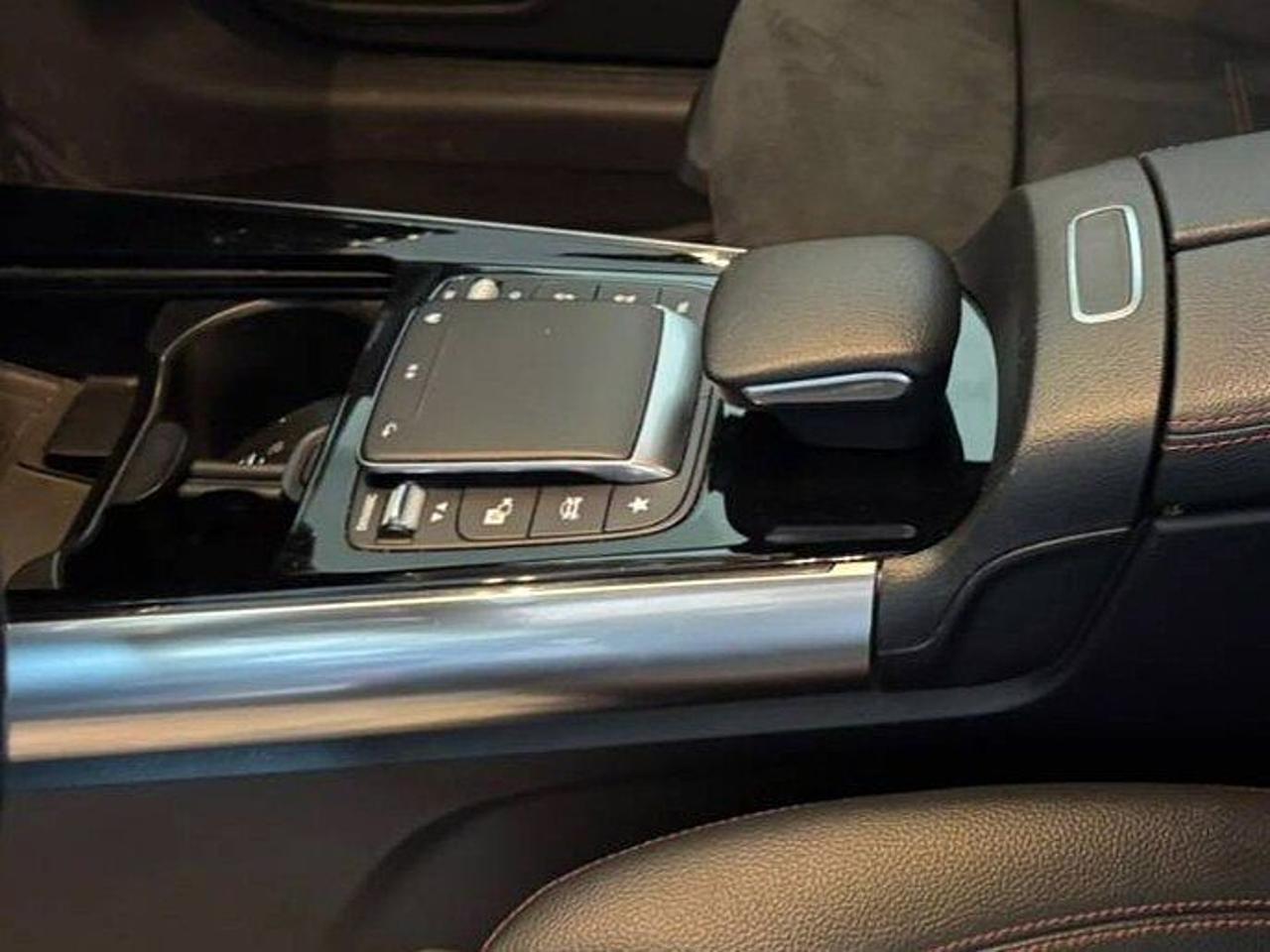 Mercedes Mercedes GLA usata, con assistente di corsia