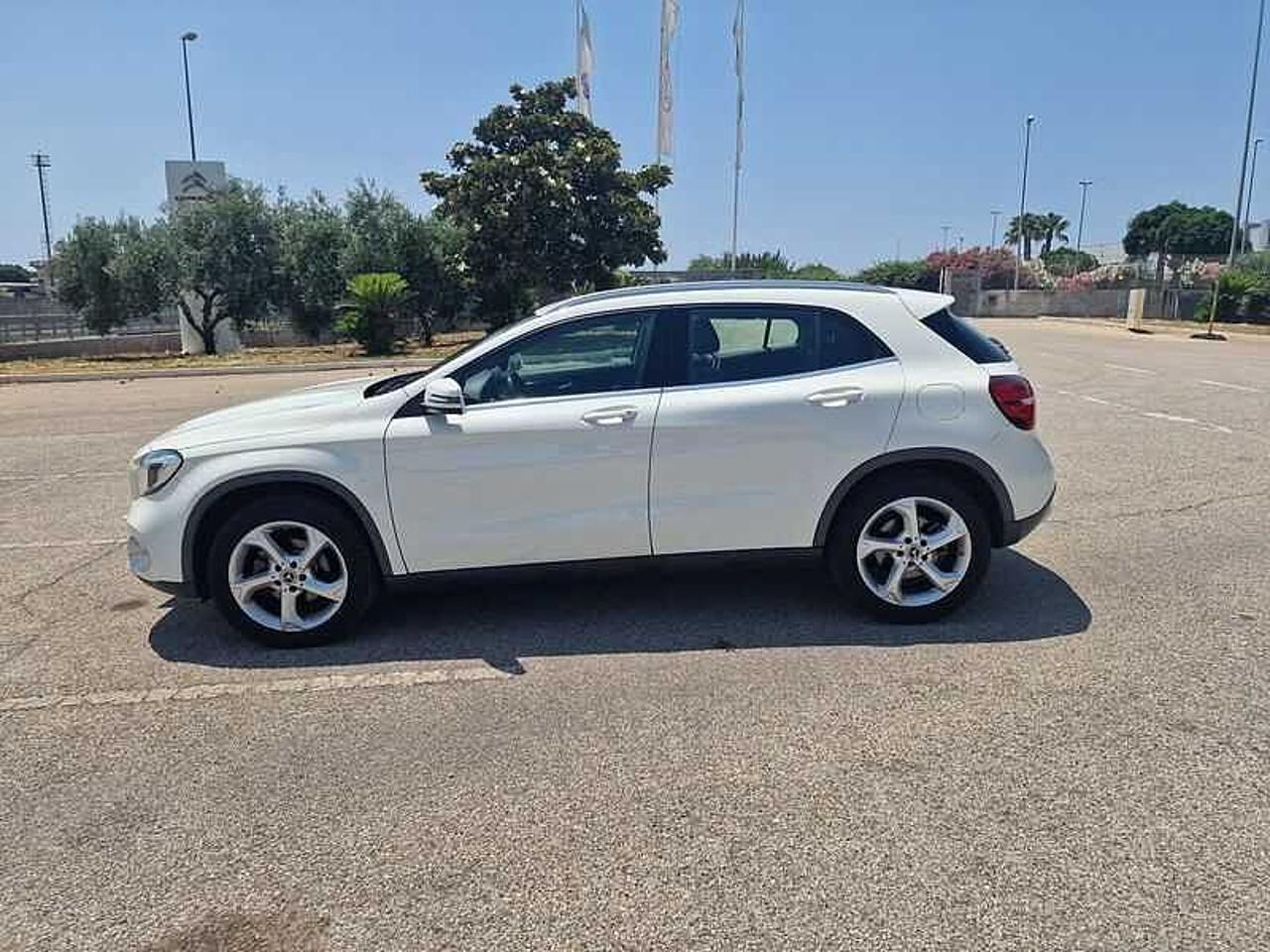 Mercedes Mercedes GLA usata, con 5 sedili