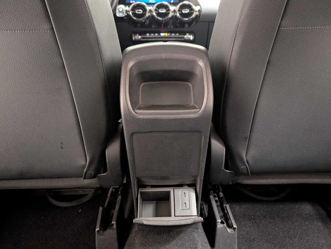 Mercedes Mercedes GLA usata, con cerchi in lega leggera