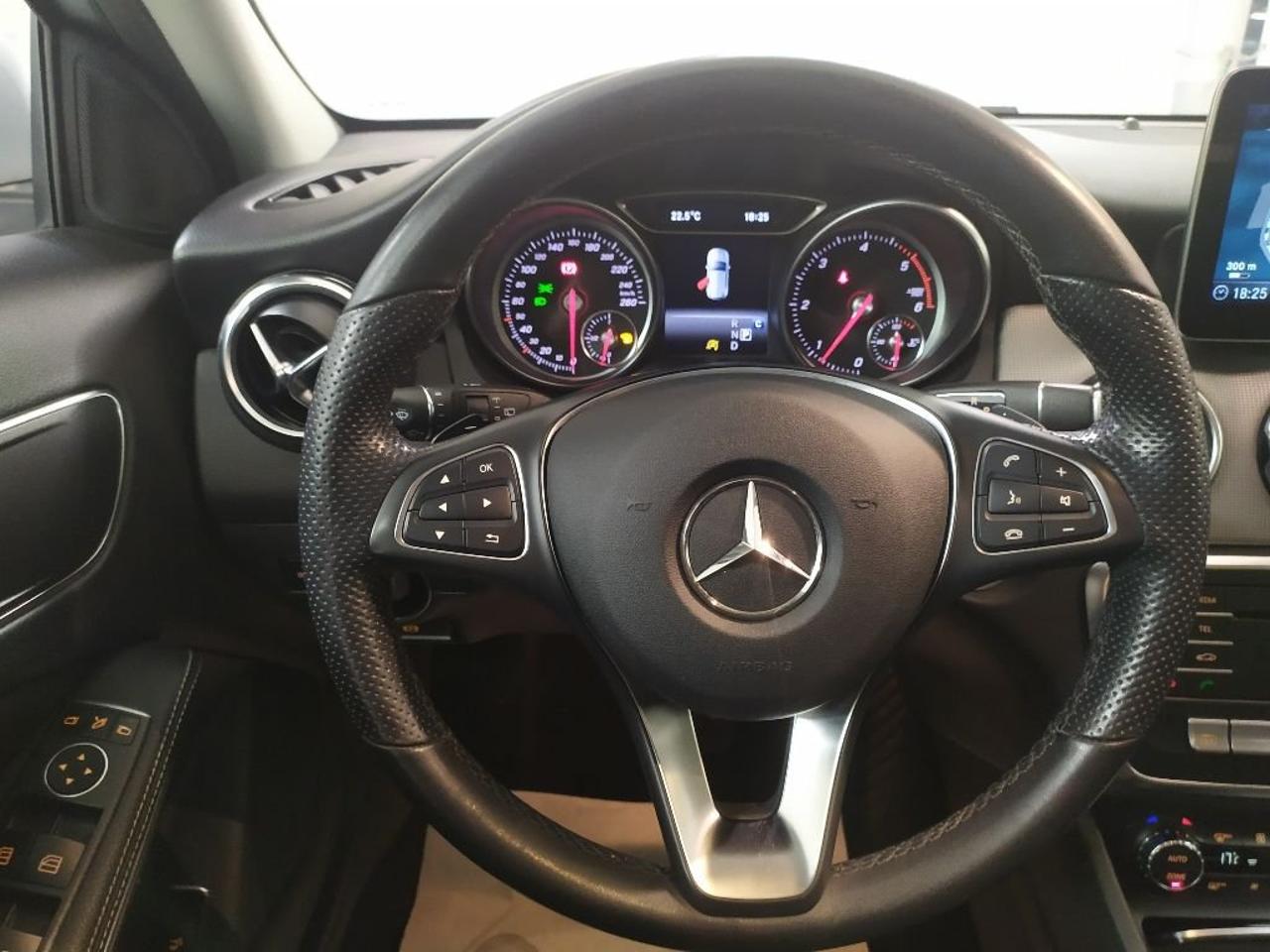 Mercedes Mercedes GLA usata 3