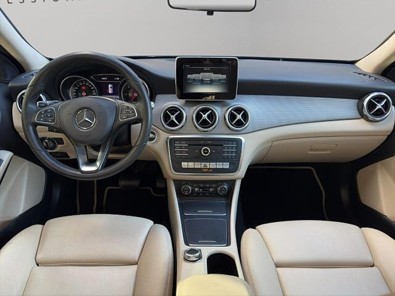 Mercedes Mercedes GLA usata 2