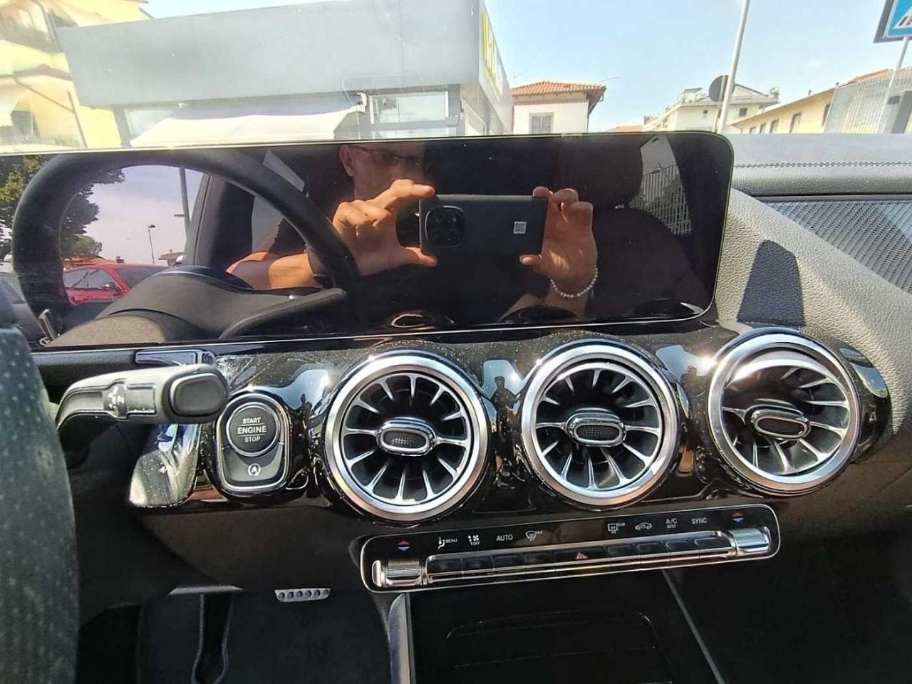 Mercedes GLA - Foto 5