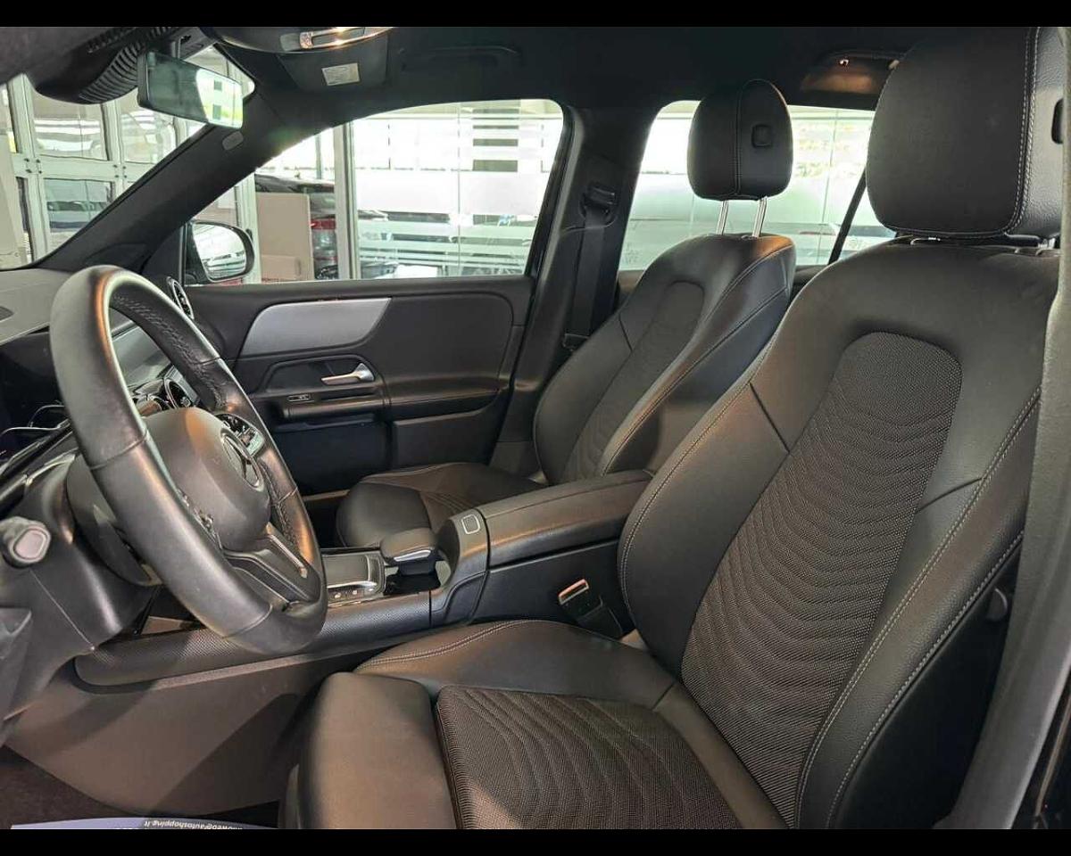 Mercedes Mercedes GLB usata, con fari adattivi