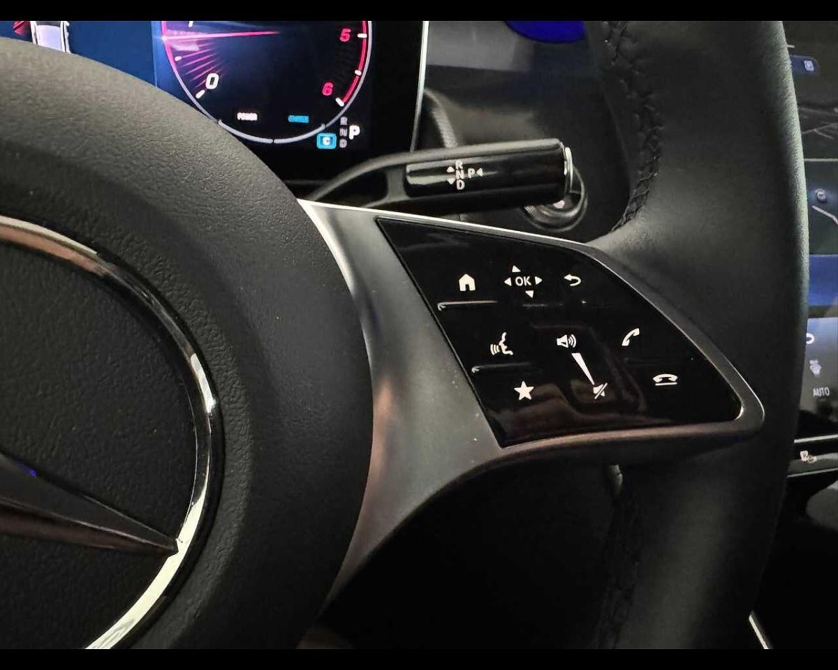 Mercedes Mercedes GLC usata, con android auto & apple carplay