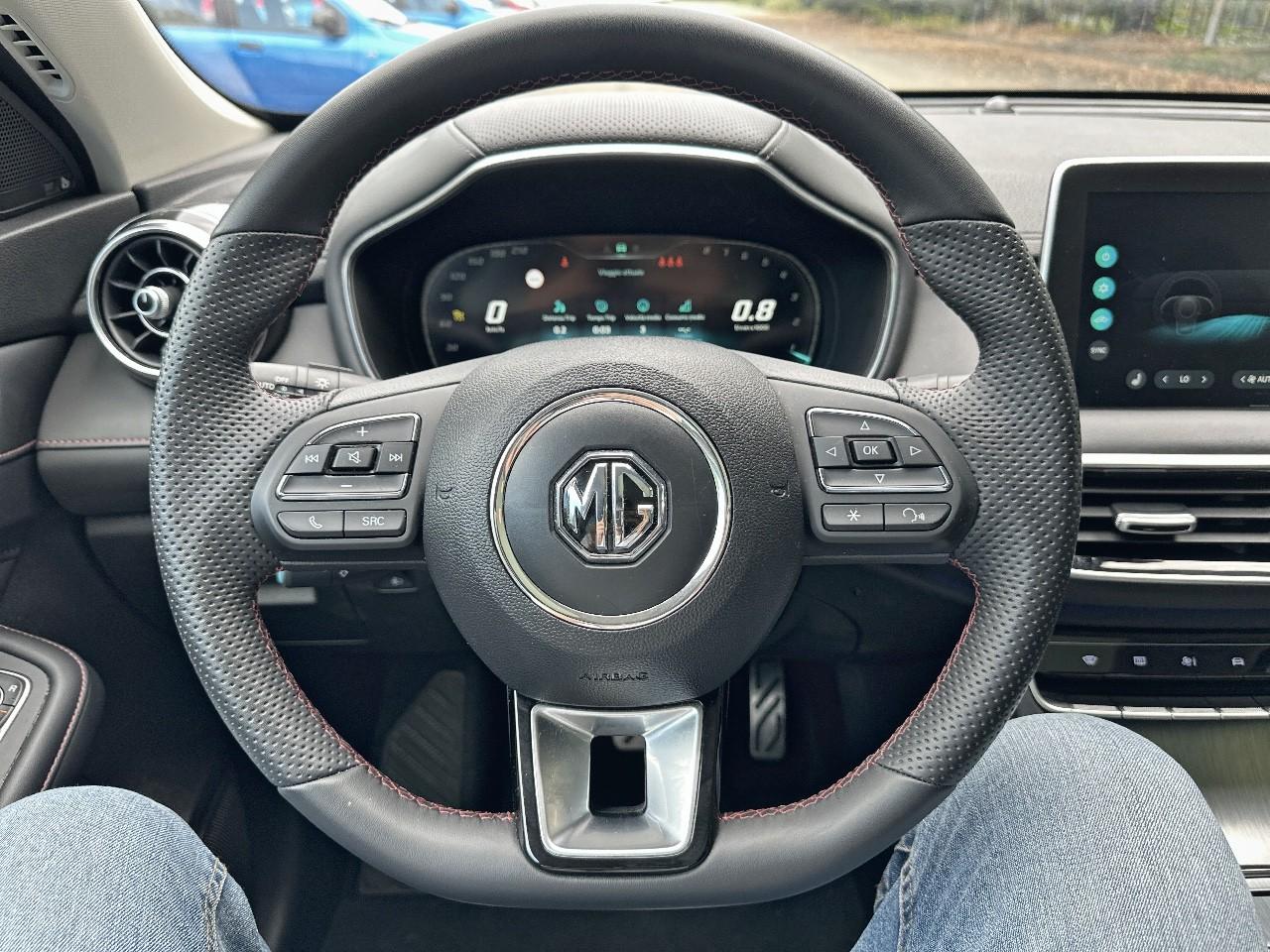 MG MG MGHS usata, con 6 altoparlanti