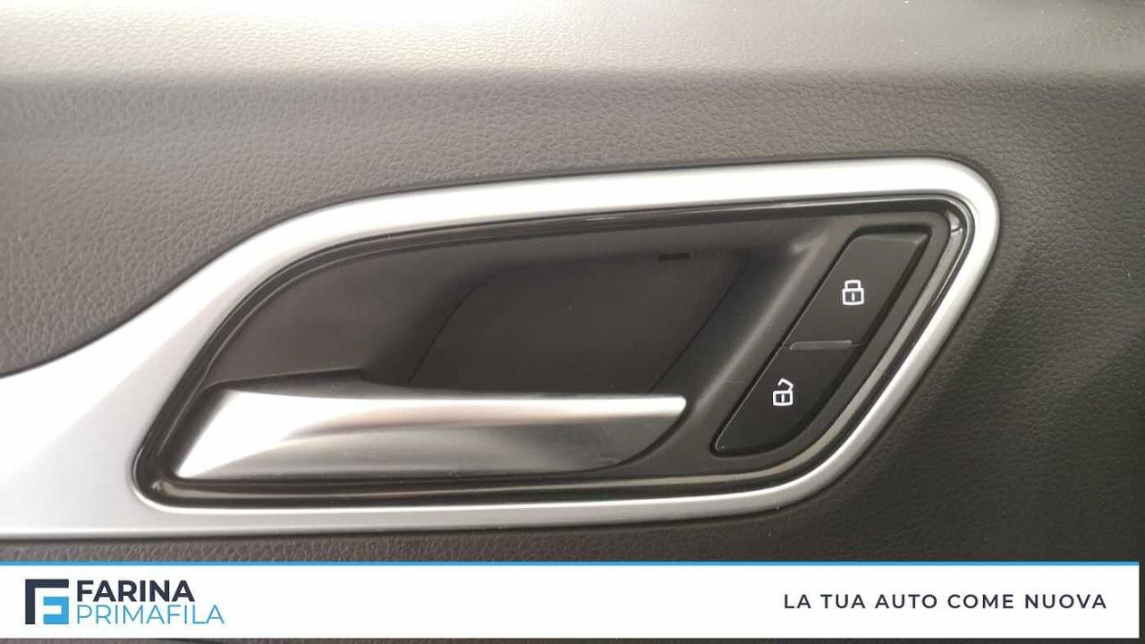 MG Mg Zs usata, con fari adattivi