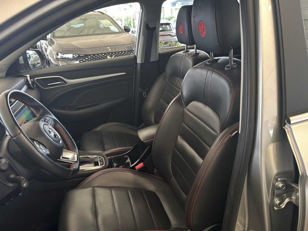 MG Mg Zs usata, con Xenon-led