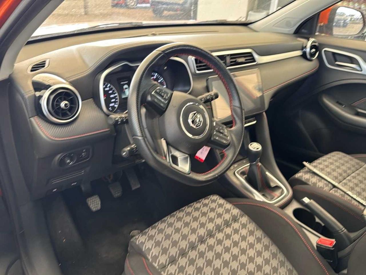 MG Mg Zs usata 23