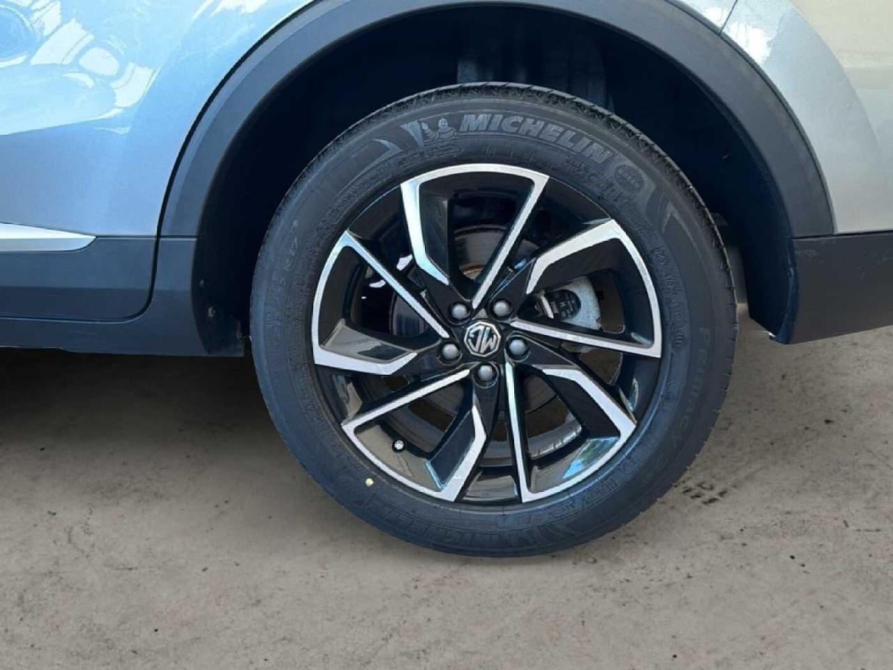 MG Mg Zs usata, con GPS