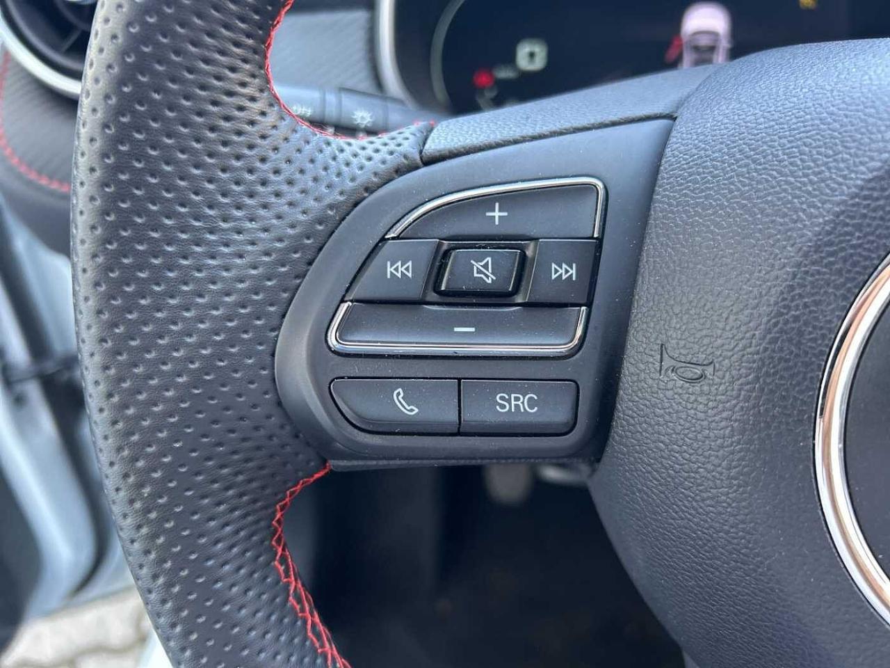 MG Mg Zs usata, con bluetooth
