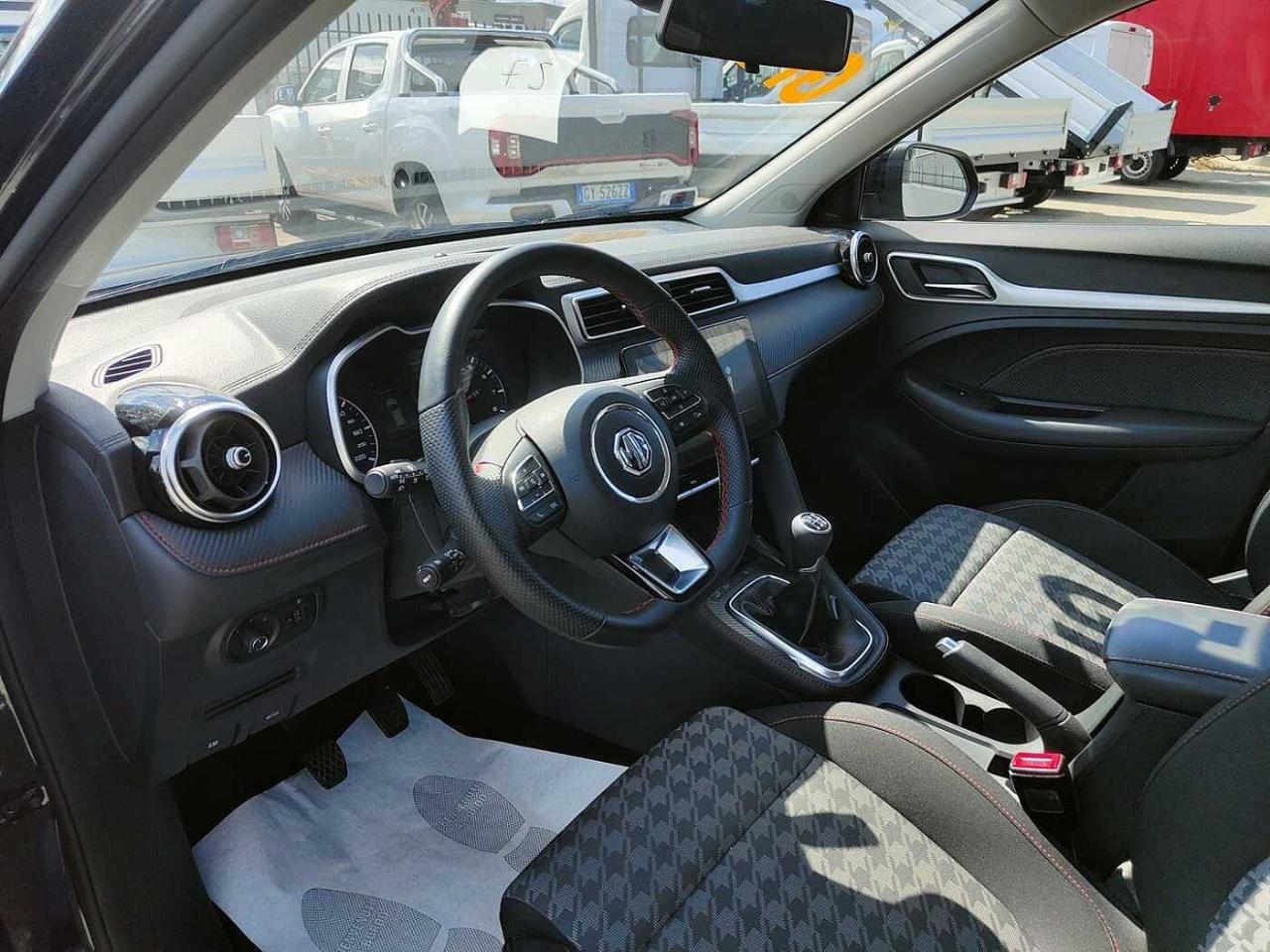 MG Mg Zs usata, con 5 porte