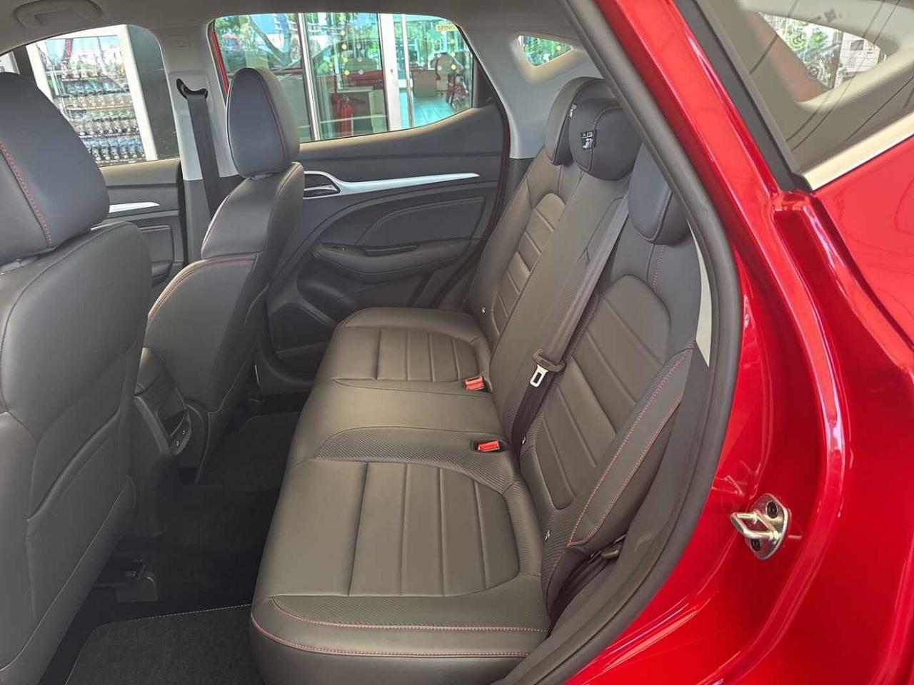 MG Mg Zs usata, con 5 sedili