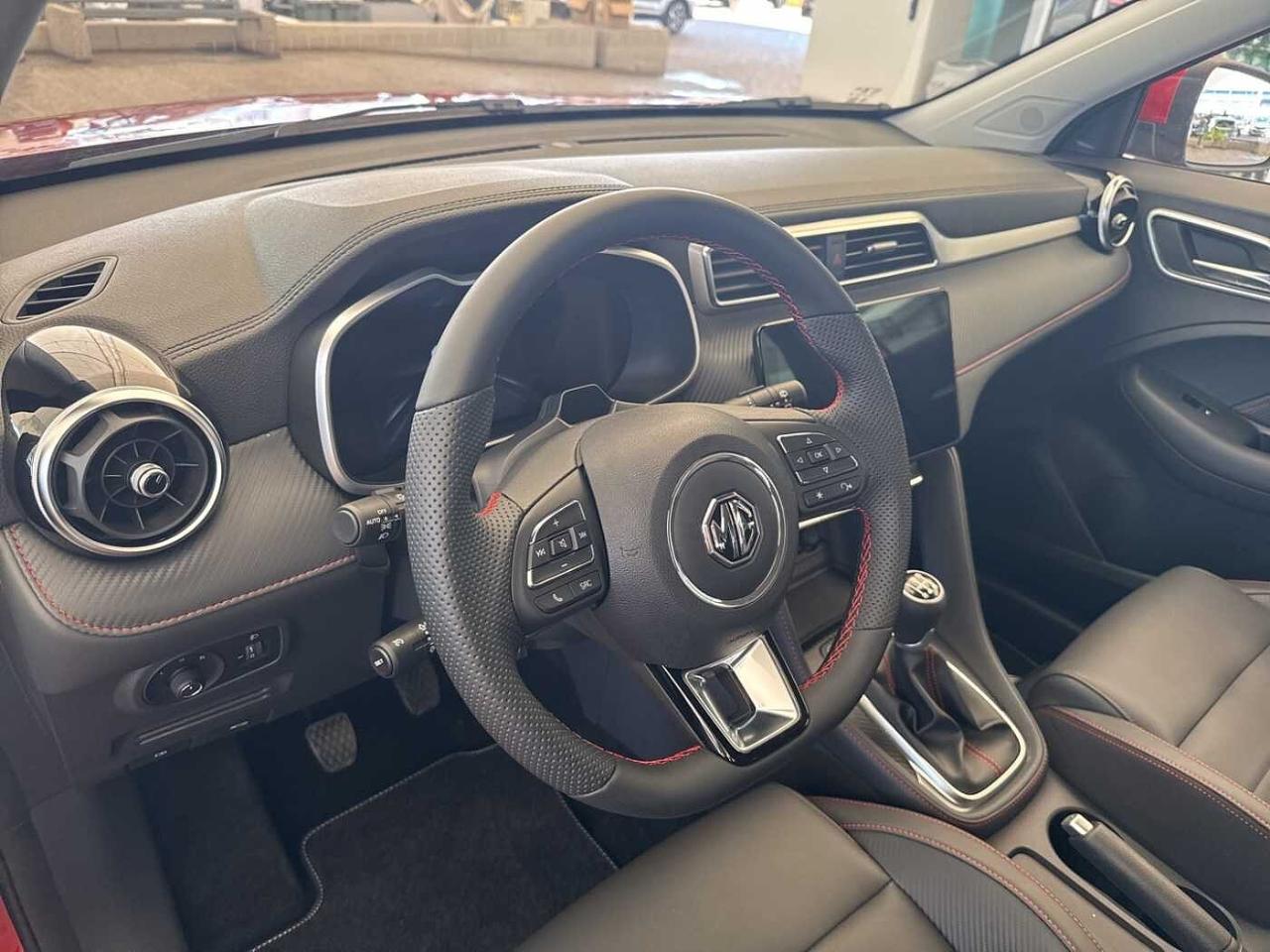 MG Mg Zs usata, con sedili elettrici