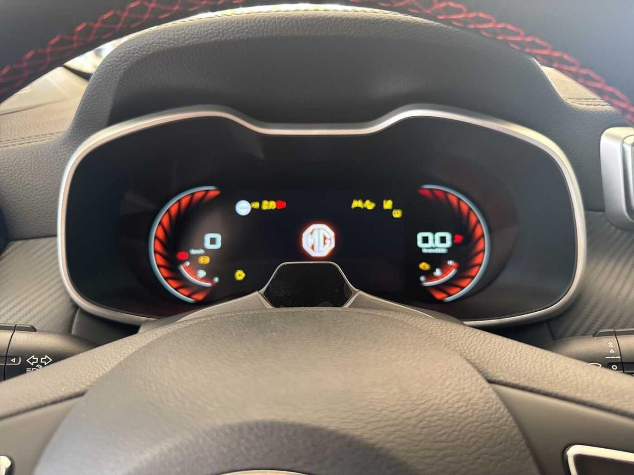 MG Mg Zs usata, con 5 marce