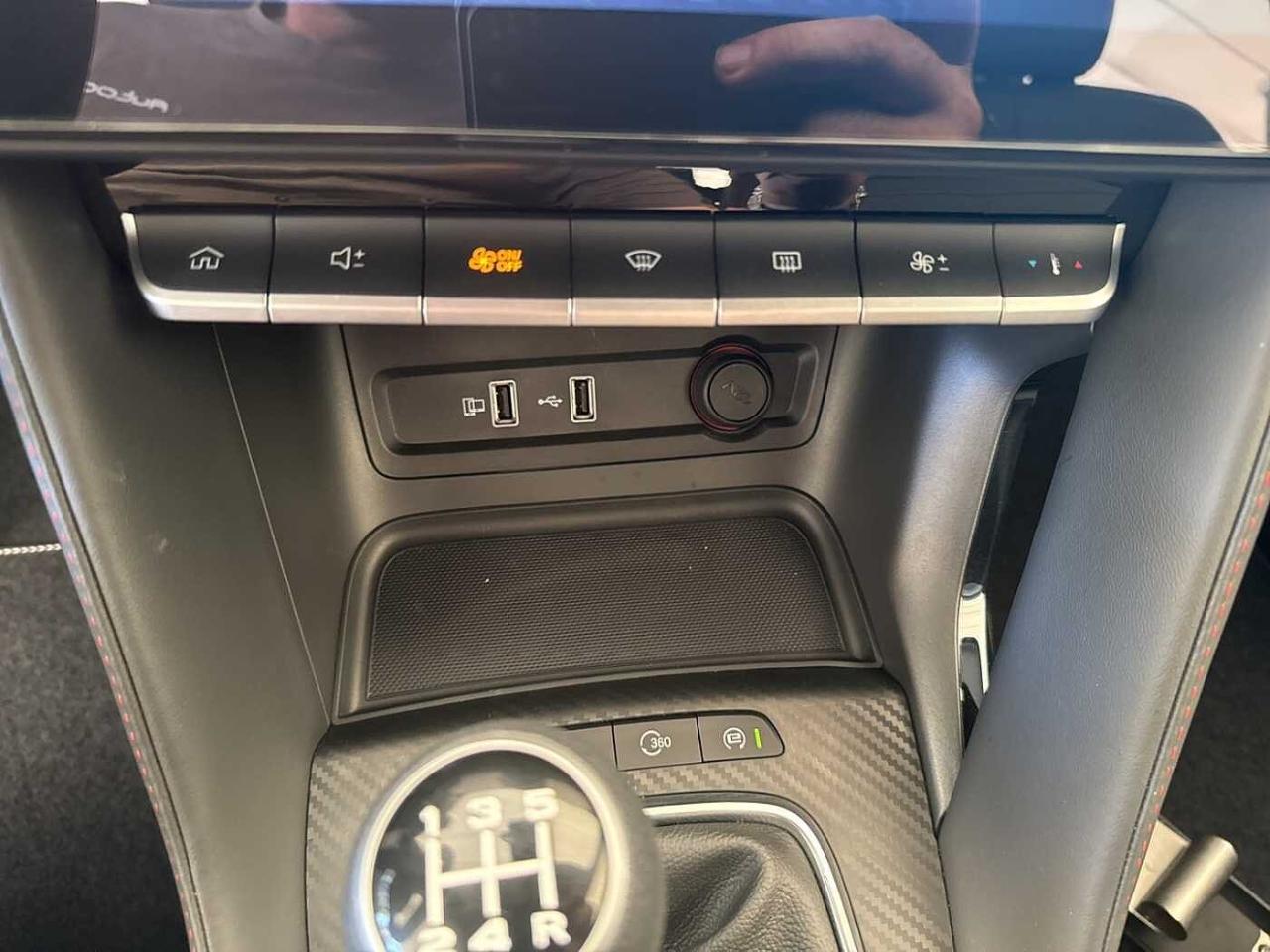 MG Mg Zs usata, con assistenza alla frenata