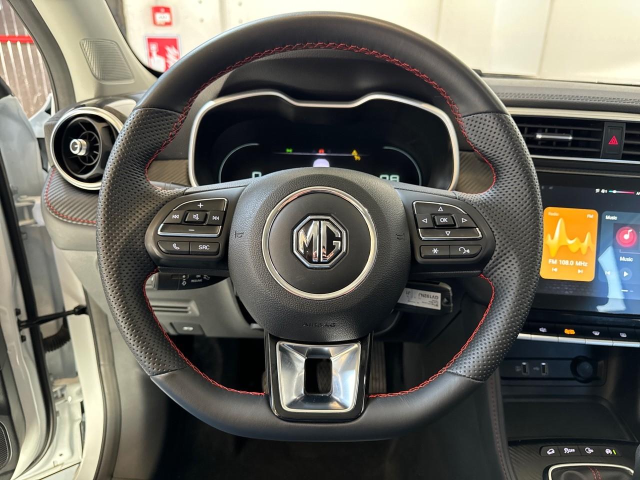 MG Mg Zs usata, con 7,00 display multifunzionale Pannello strumenti 1 e 17,8, 10,10 display multifunzionale touch screen, Plancia centrale 1, 25,7, fisso e no