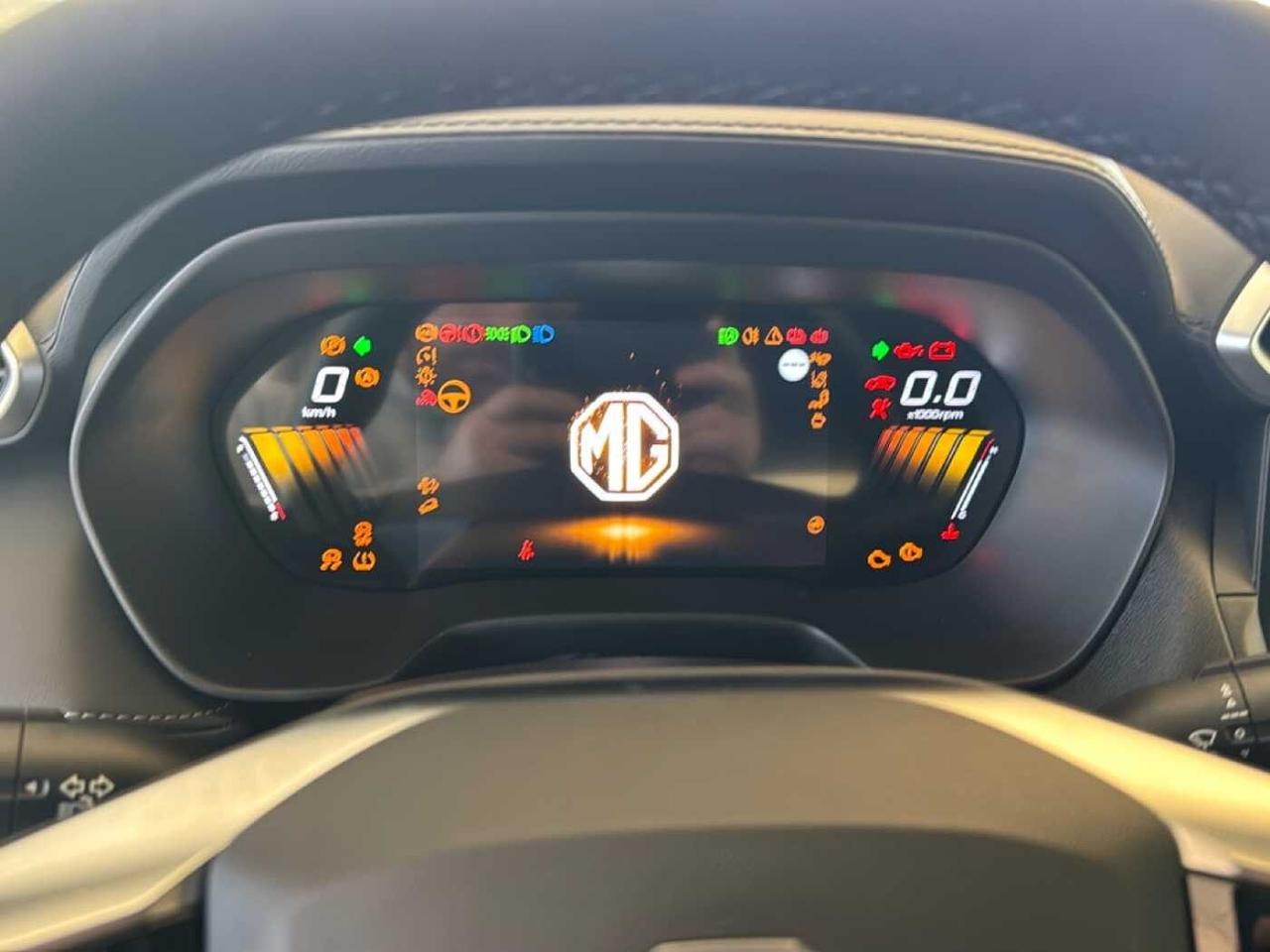 MG Mg Zs usata, con GPS