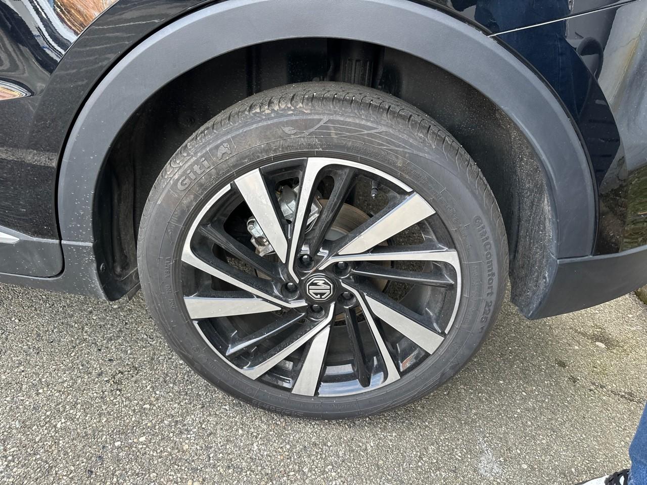 MG Mg Zs usata, con GPS