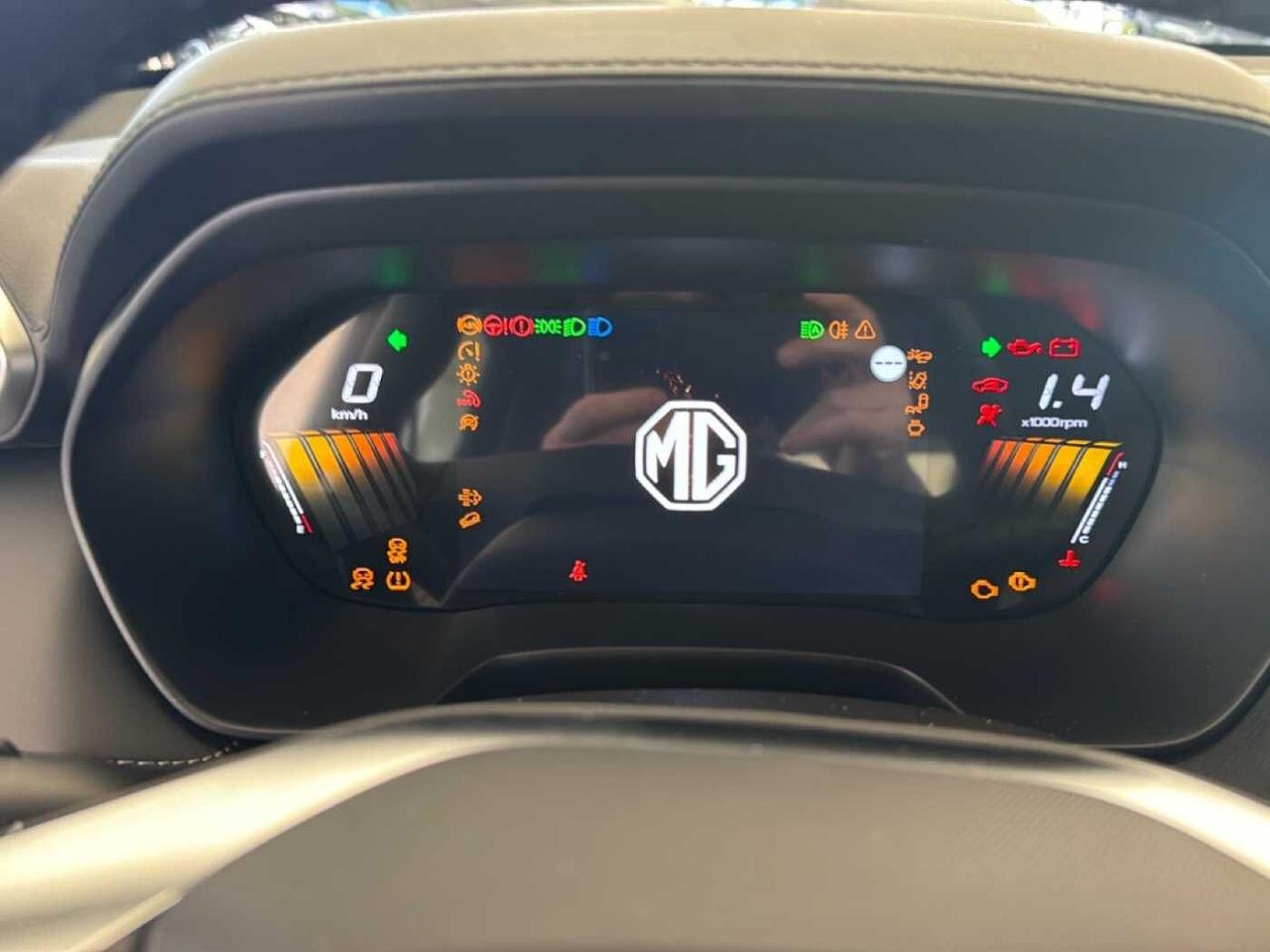 MG Mg Zs usata, con GPS