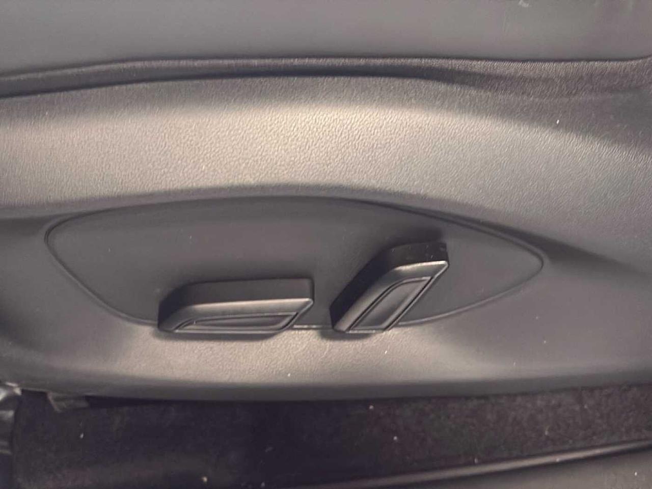 MG Mg Zs usata 17