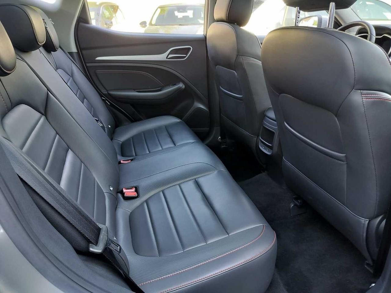 MG Mg Zs usata, con Isofix