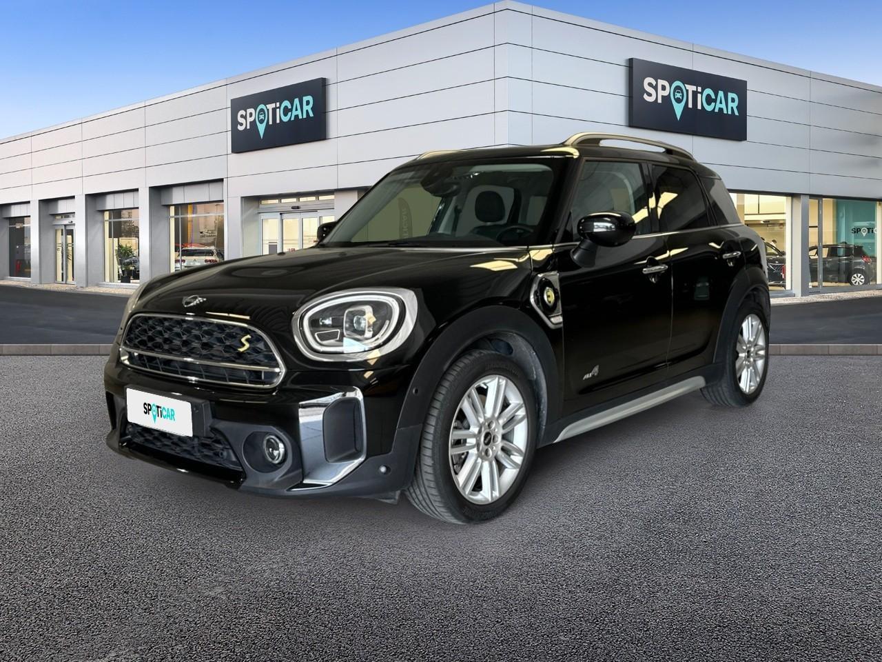 MINI MINI COUNTRYMAN Usato Nero elettrico / benzina 2021