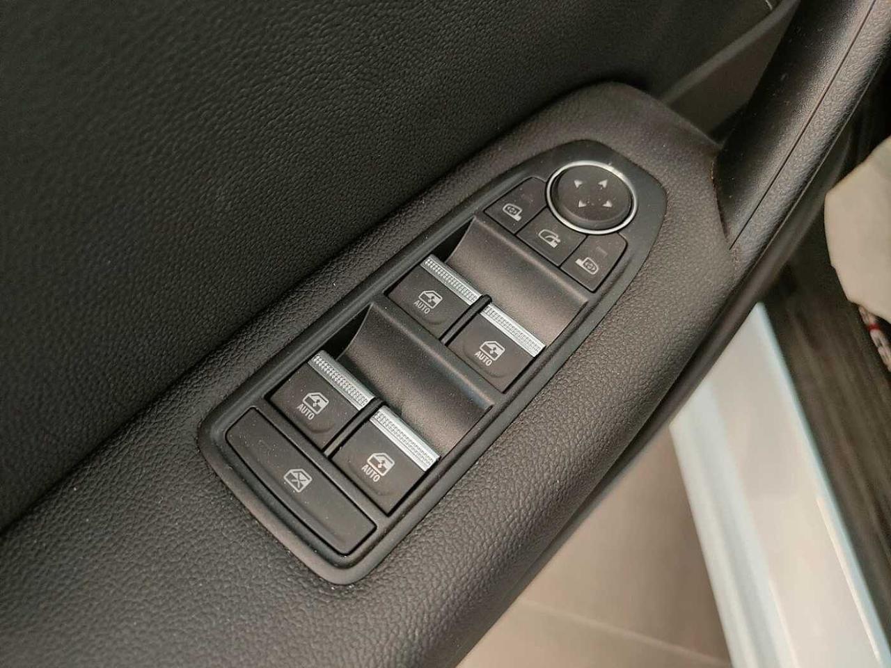 Mitsubishi Mitsubishi Asx usata, con sistema di navigazione