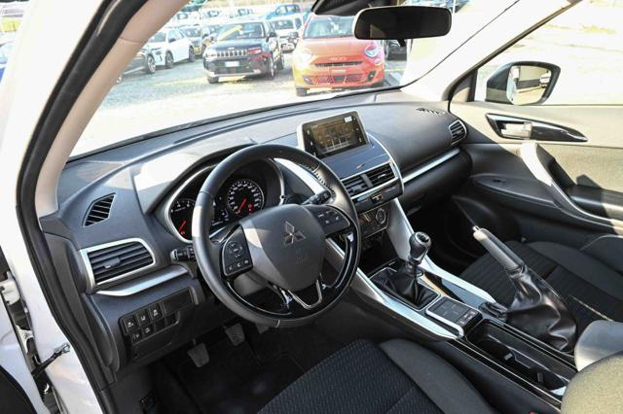 Mitsubishi Mitsubishi Canter usata, con autoradio