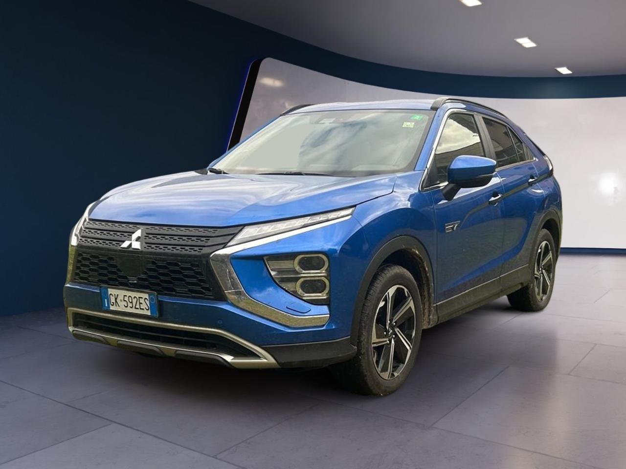 Mitsubishi Mitsubishi Canter CANTER Cross 2.4 phev instyle sda s-awc