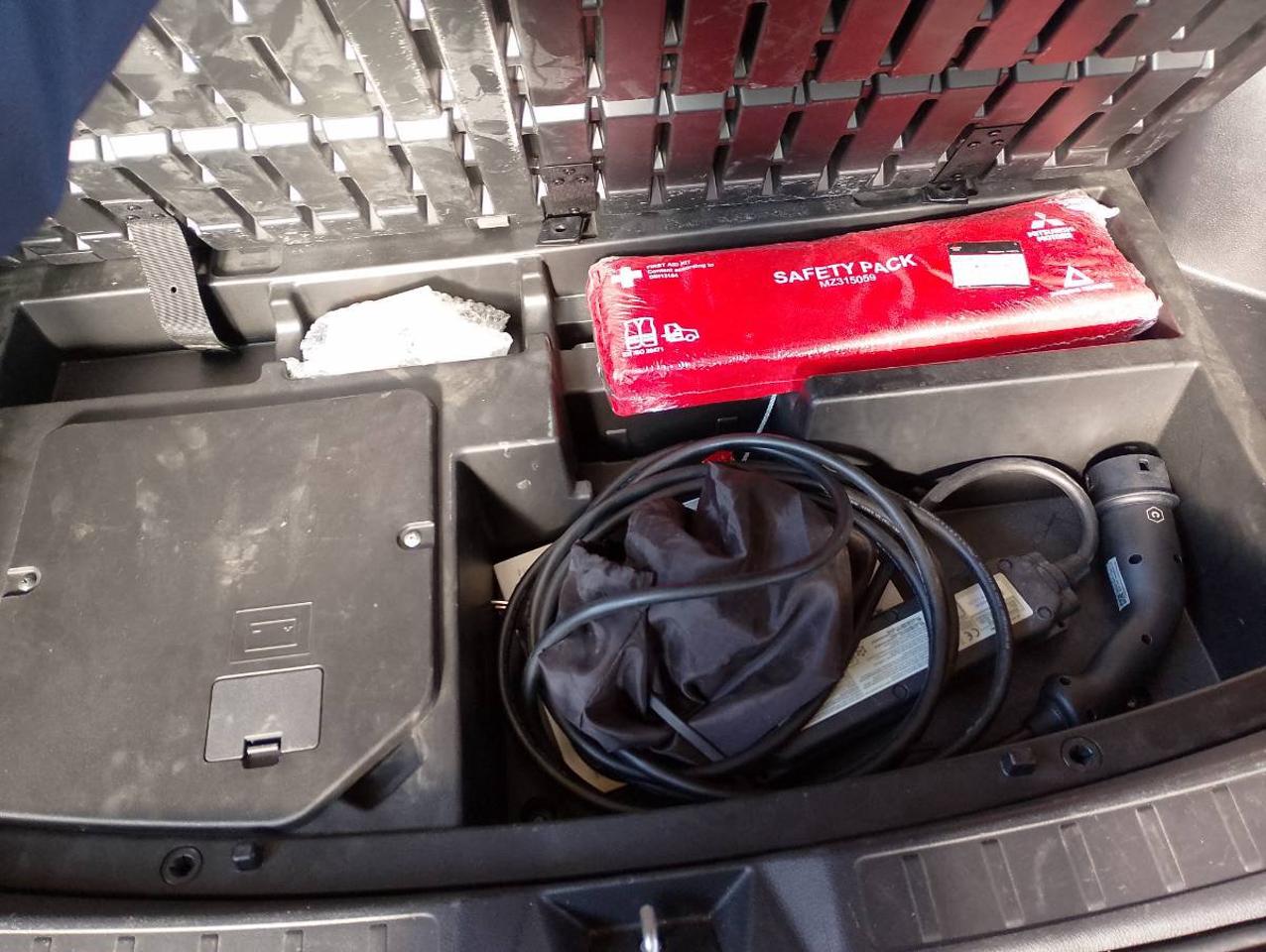 Mitsubishi Mitsubishi Canter usata 3